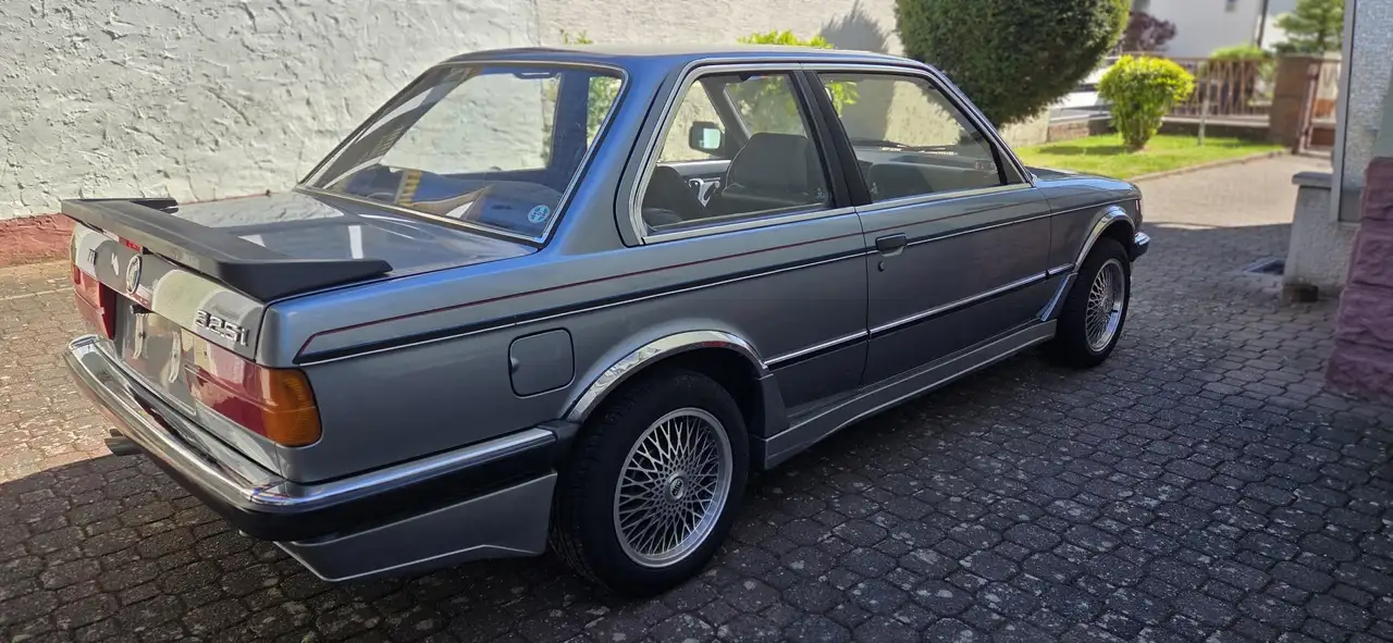 BMW 325i, foto 3