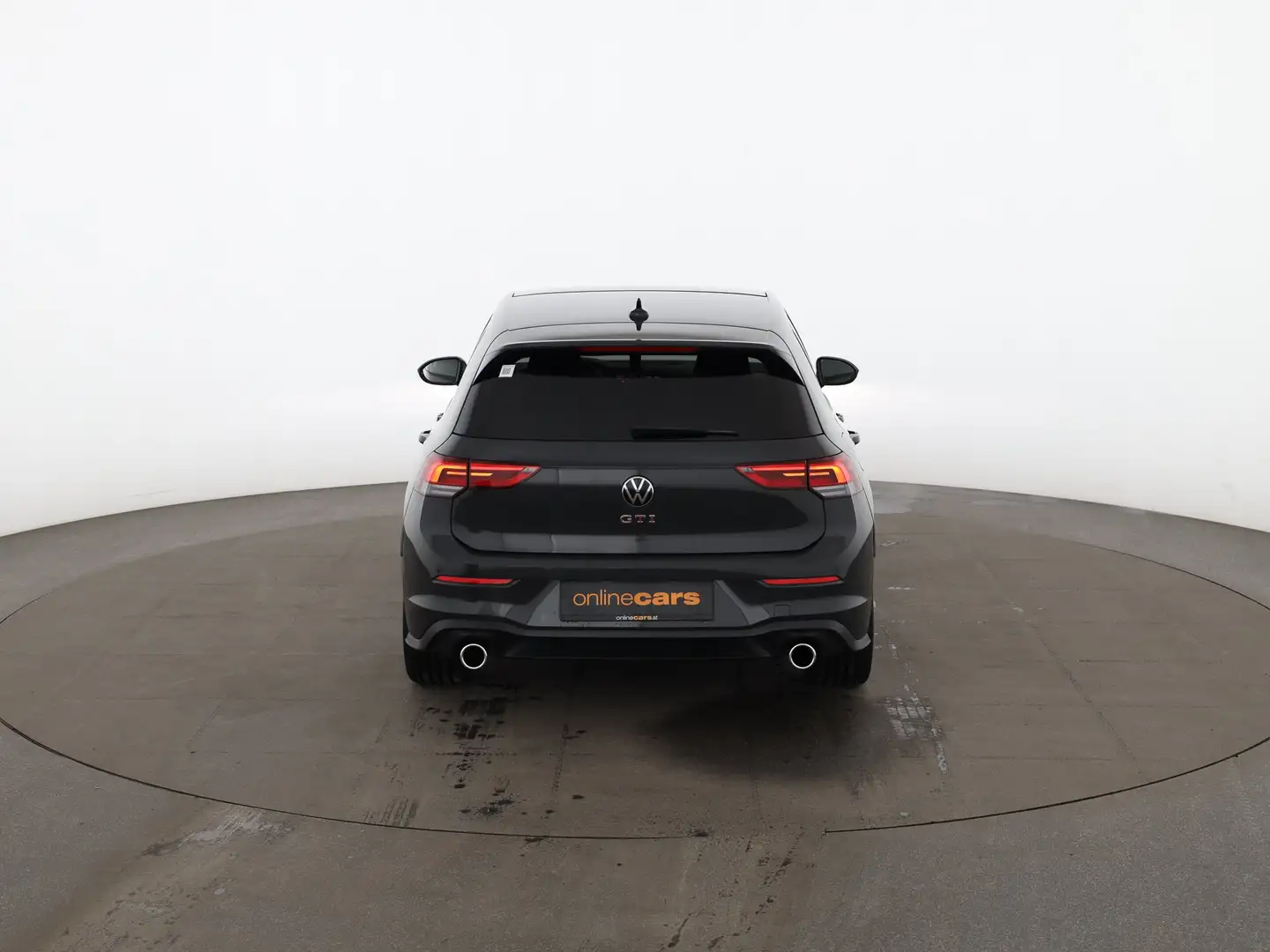 Volkswagen Golf VIII 2.0 TSI GTI Aut LED SKY RADAR NAVI H&K Grau - 2