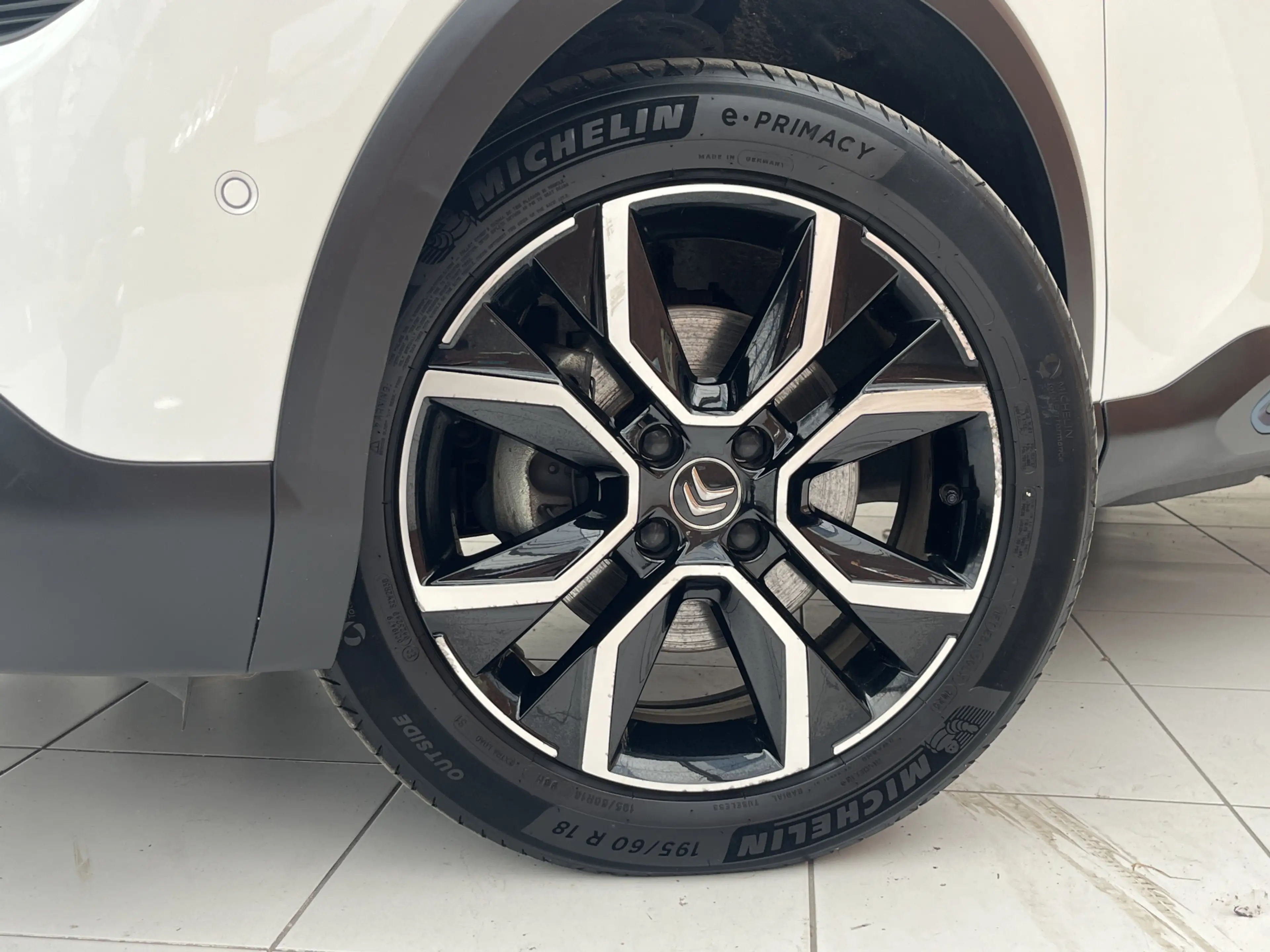 Citroen E-C4 Electric Feel Edition 50 kWh | Keyless | Stuurverwarming | — photo 4