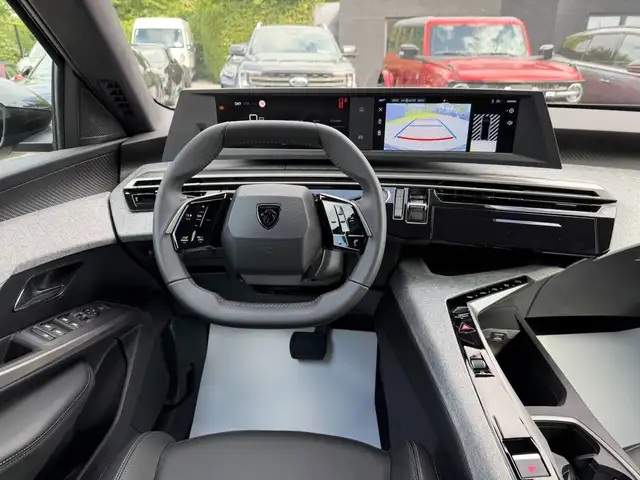 Peugeot 3008 view 8