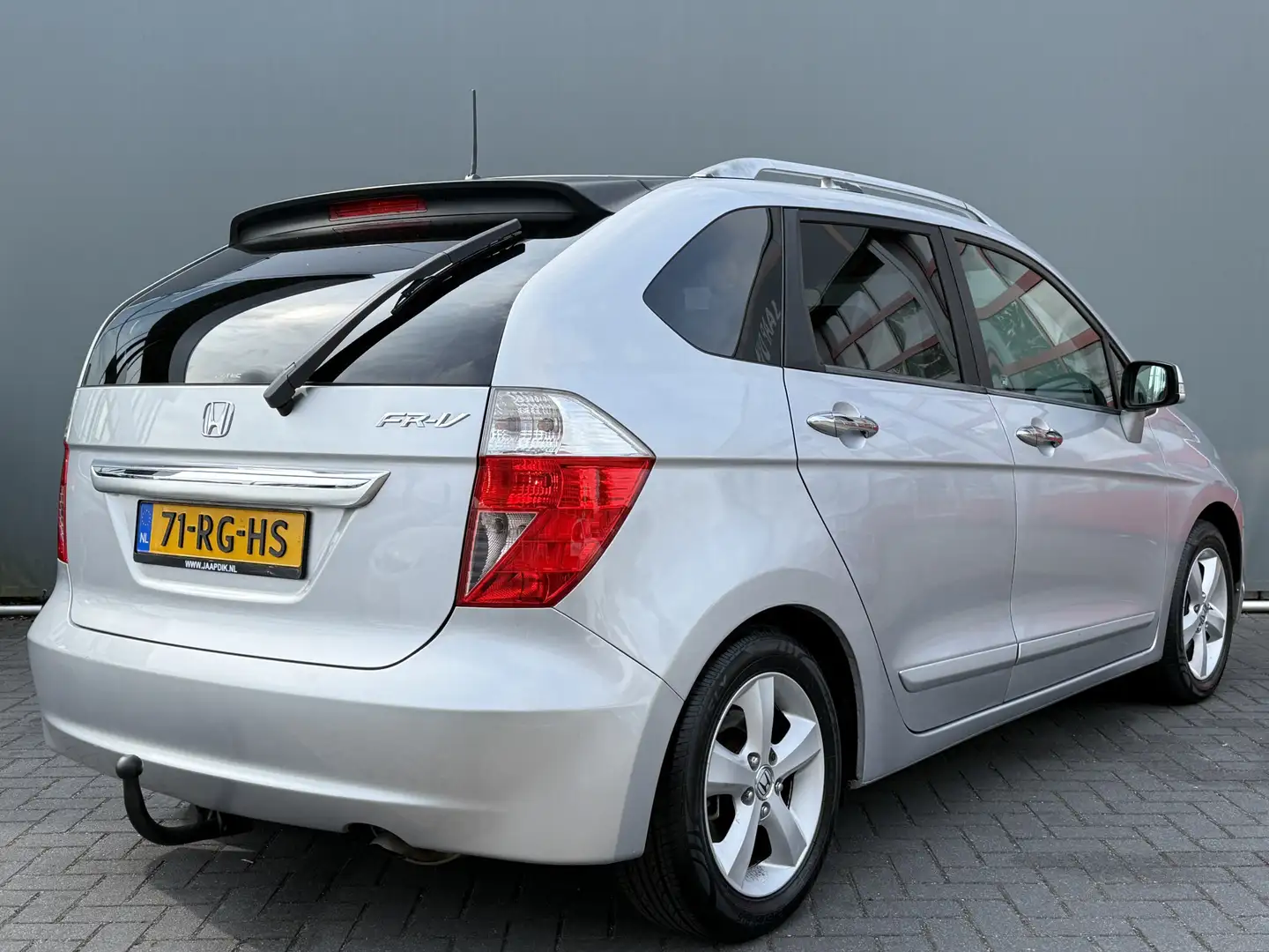 Honda FR-V BWJ 2005 2.0i 150 PK Lifestyle TREKHAAK / AIRCO / Grau - 2