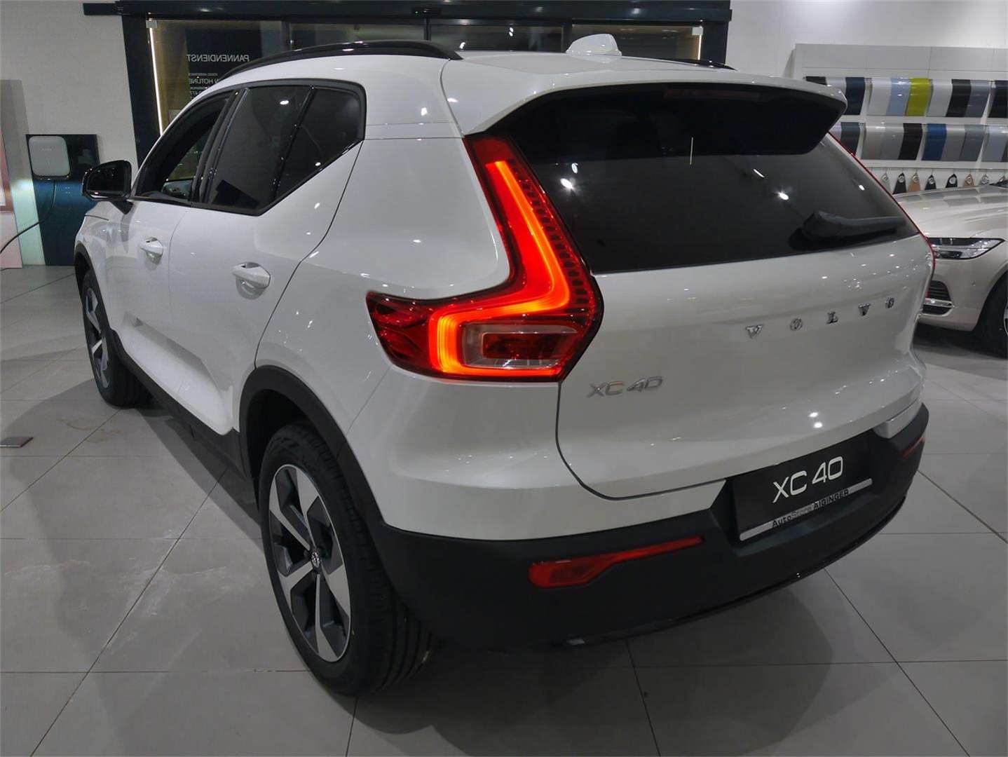 Volvo XC40 B3 Plus -  - Joinsteer - #4
