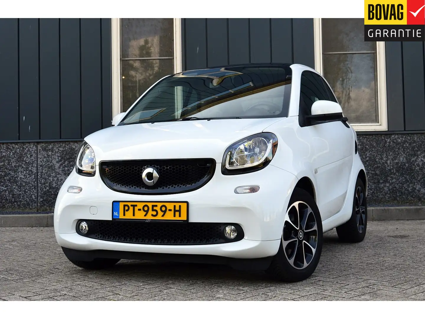 smart forTwo 1.0 Turbo Proxy Rijklaarprijs-Garantie Navigatie P Wit - 1