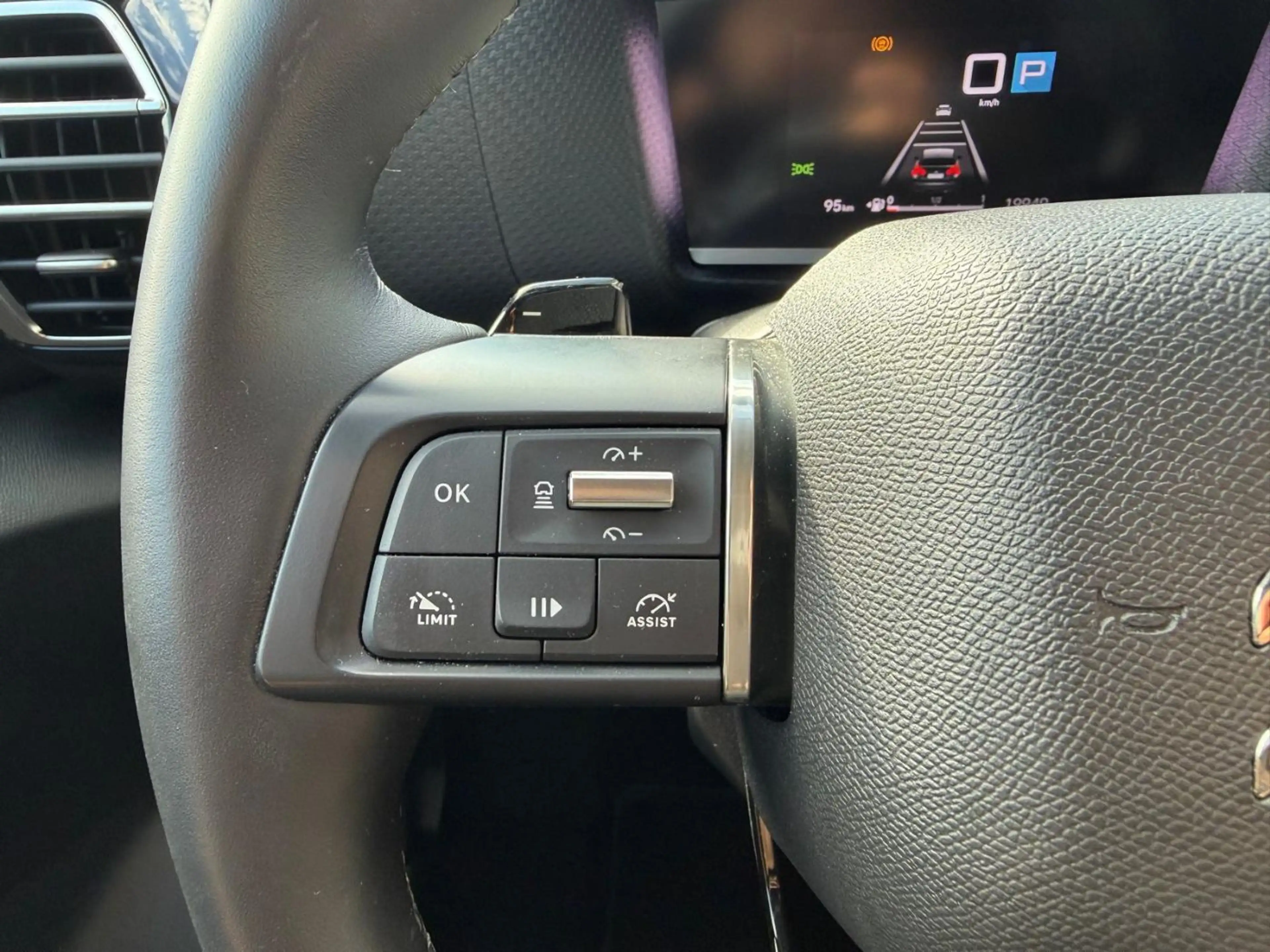 Citroen C4 1.2 PureTech 130 Max LED+Navi+SHZ+2xKlima+LM — photo 7