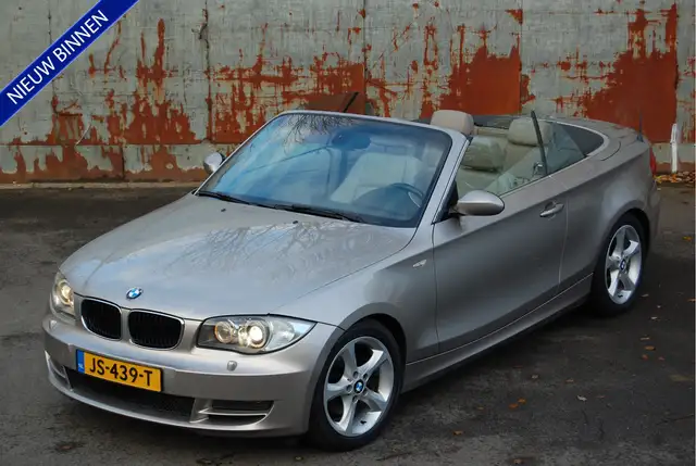 BMW 125 125i Cabrio / High Executive / Handbak / Xenon / 2