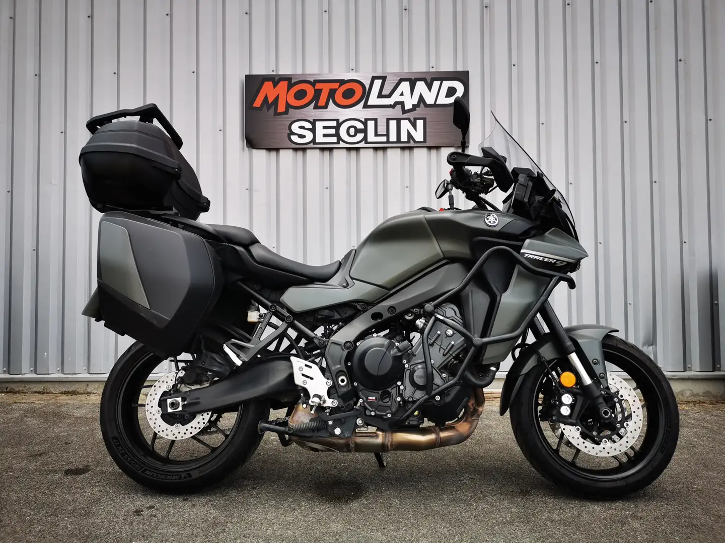Yamaha Tracer 9 Grau - 1