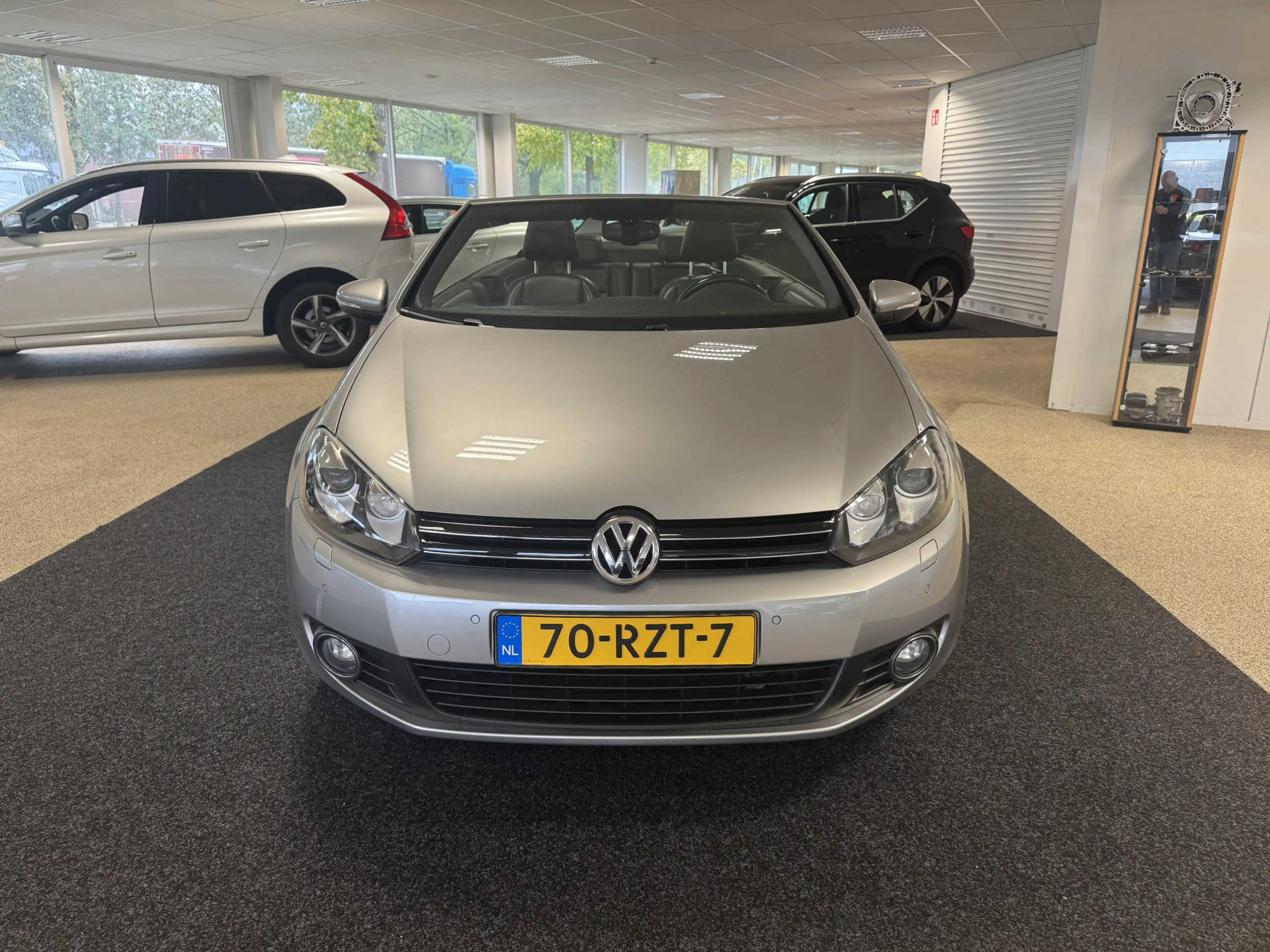 Volkswagen Golf Cabriolet 1.4 TSI — photo 4