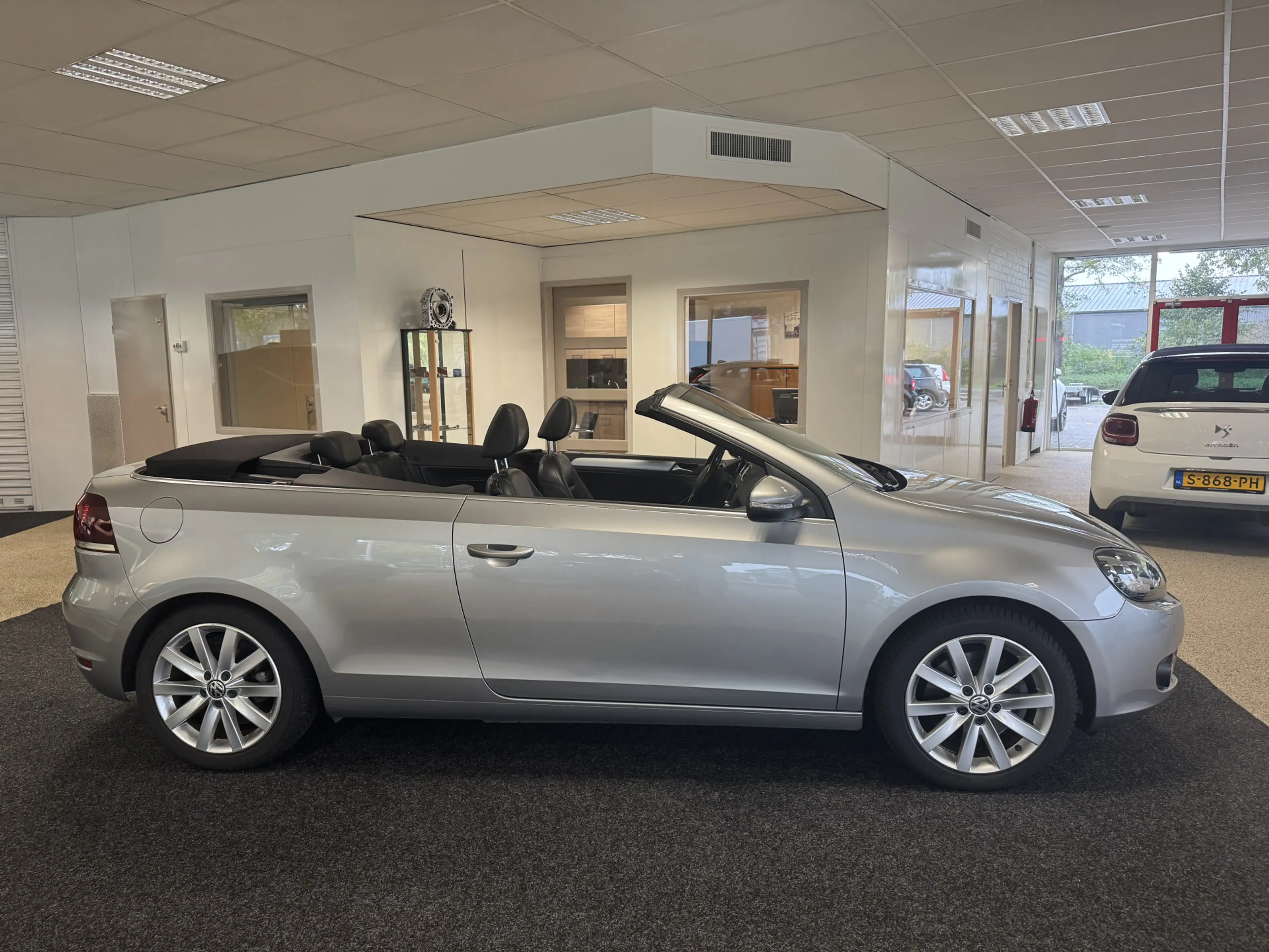 Volkswagen Golf Cabriolet 1.4 TSI — photo 5