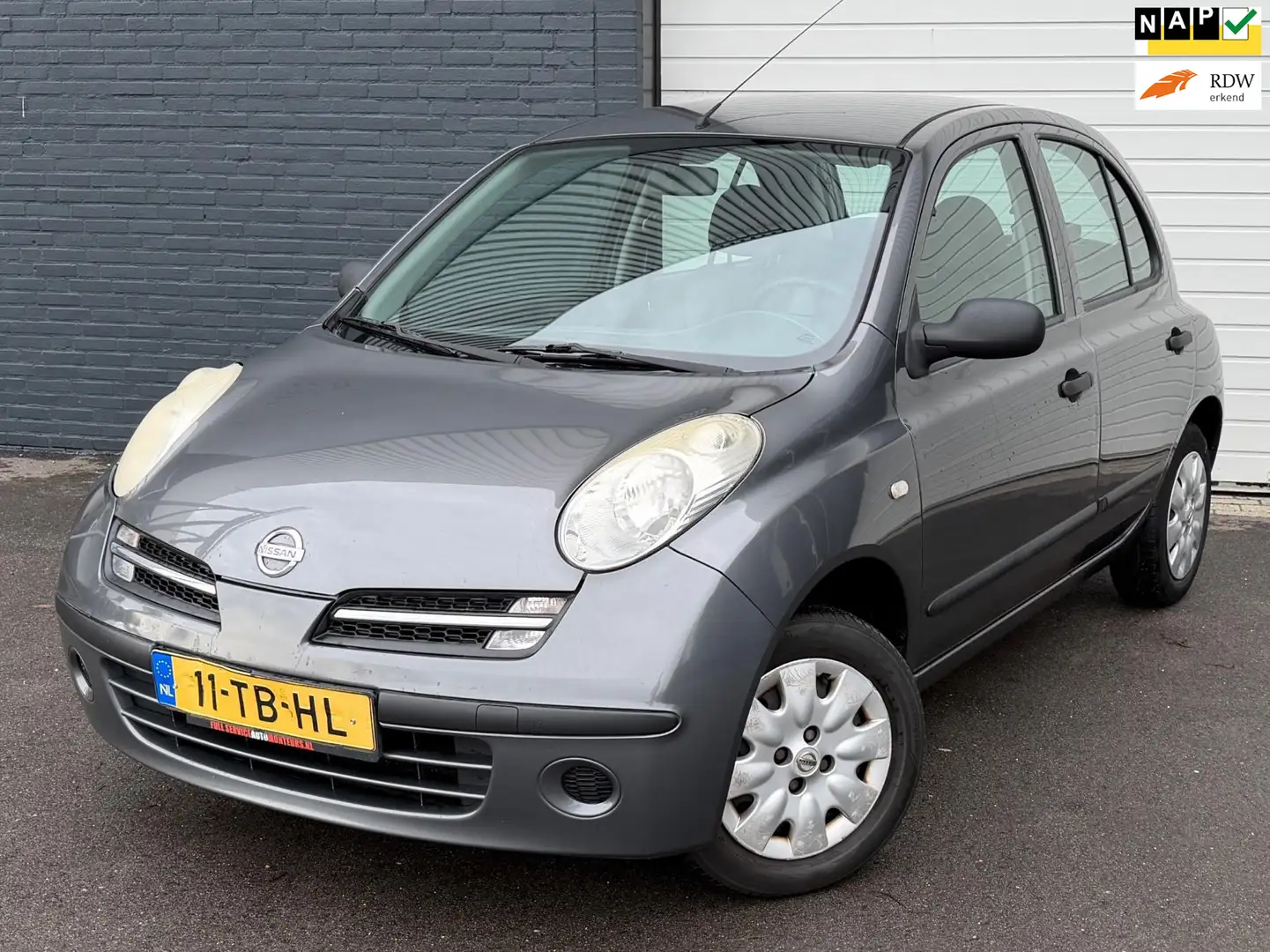 Nissan Micra 1.2 Visia AIRCO/ELKPAKKET/5DEURS/APK-08-2026 Grau - 1