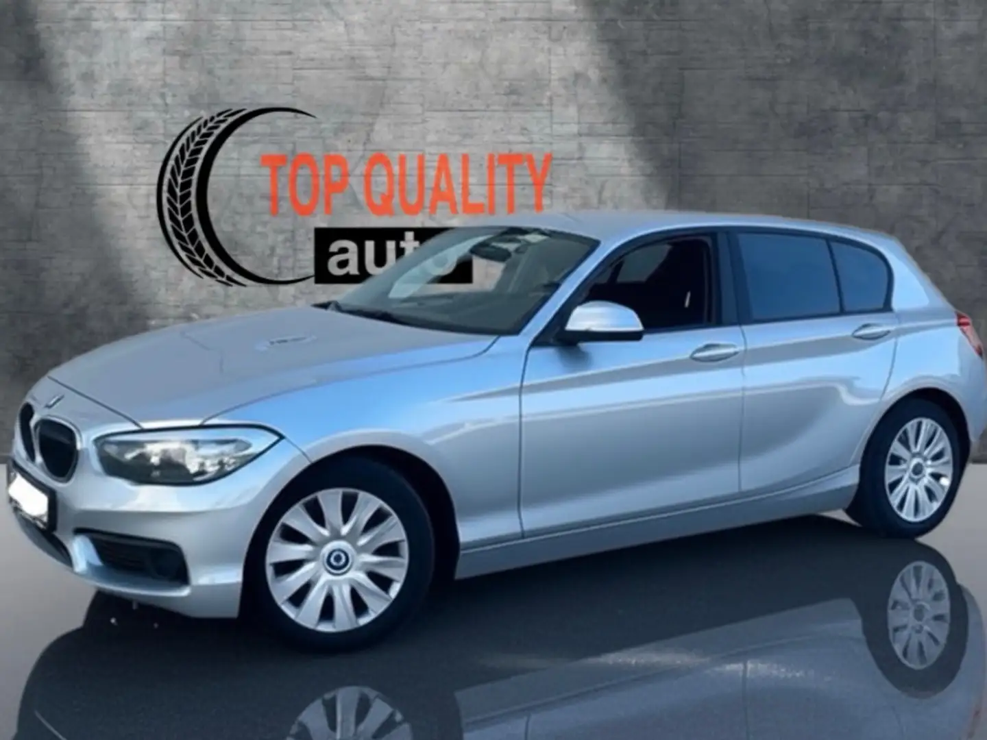BMW 116 116d Gris - 1
