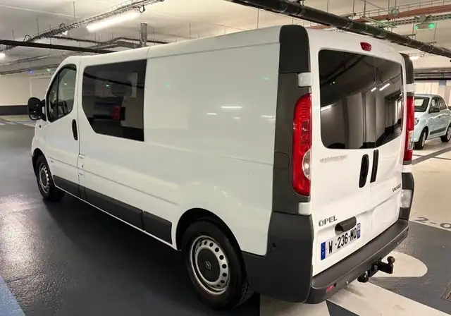 Renault Trafic view 6