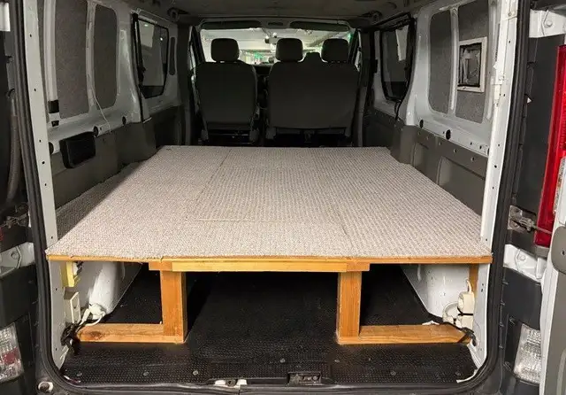 Renault Trafic view 4