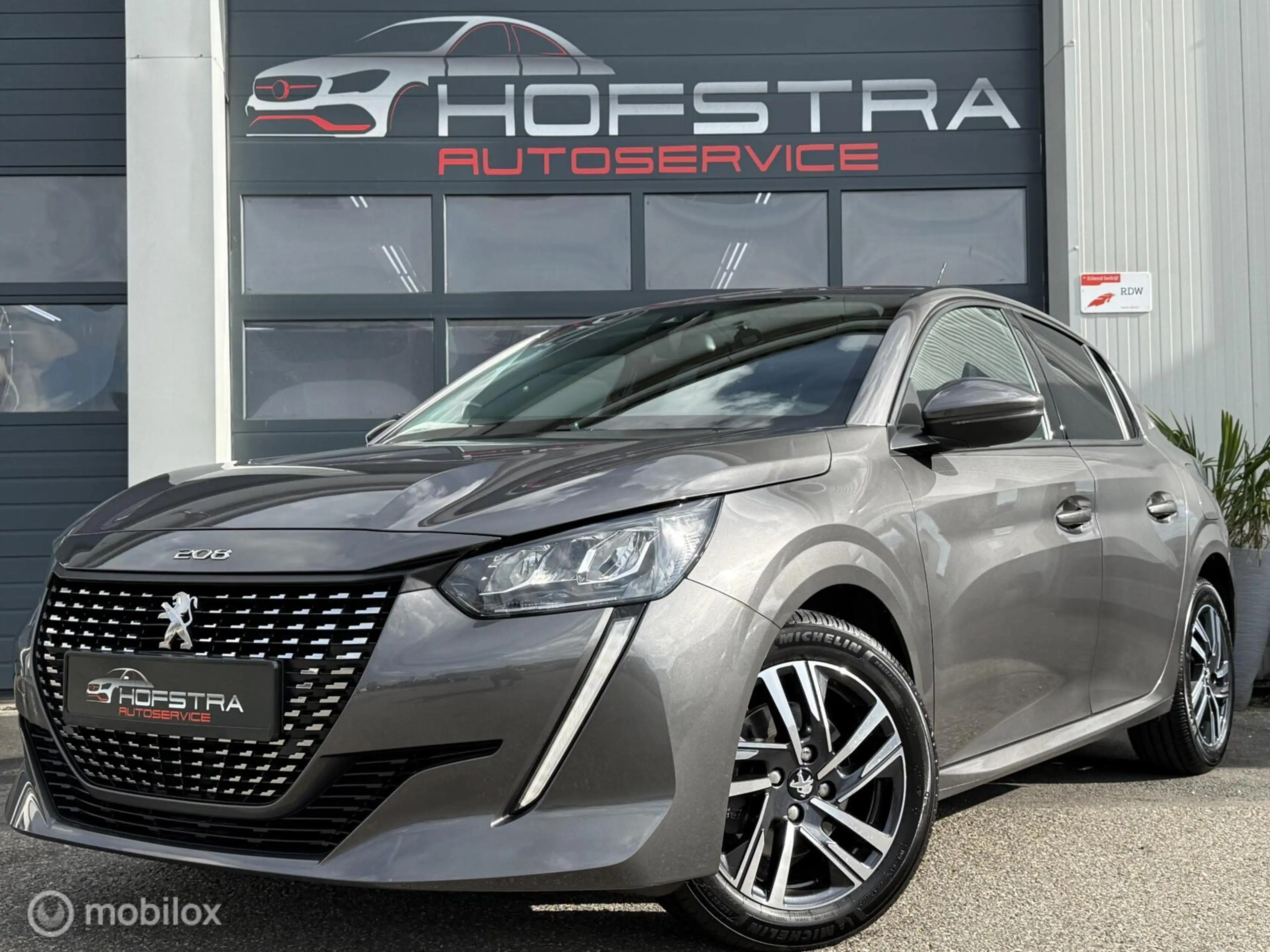 Peugeot 208 1.2 PureTech Allure Pack Aut. Camera 131PK! Riem-V — photo 23