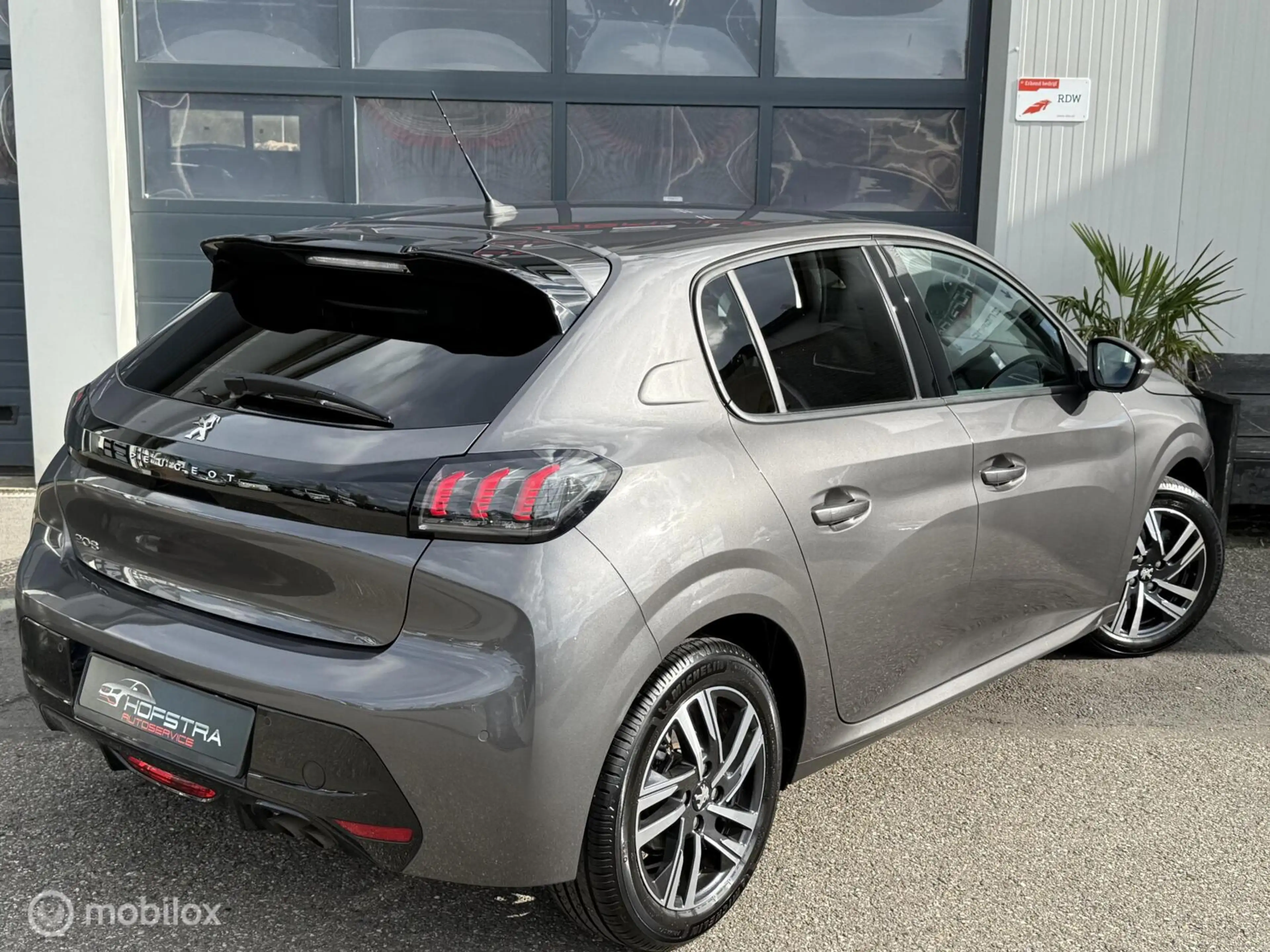 Peugeot 208 1.2 PureTech Allure Pack Aut. Camera 131PK! Riem-V — photo 20