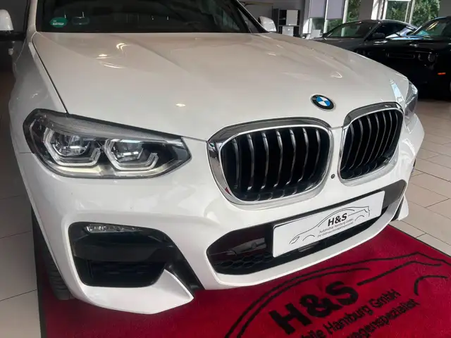 BMW X3 view 9