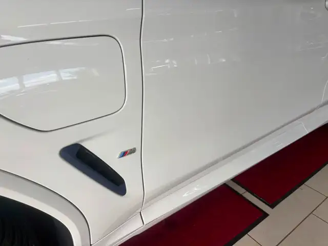 BMW X3 view 10