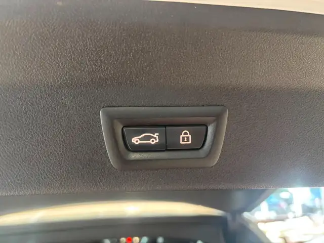 BMW X3 view 12