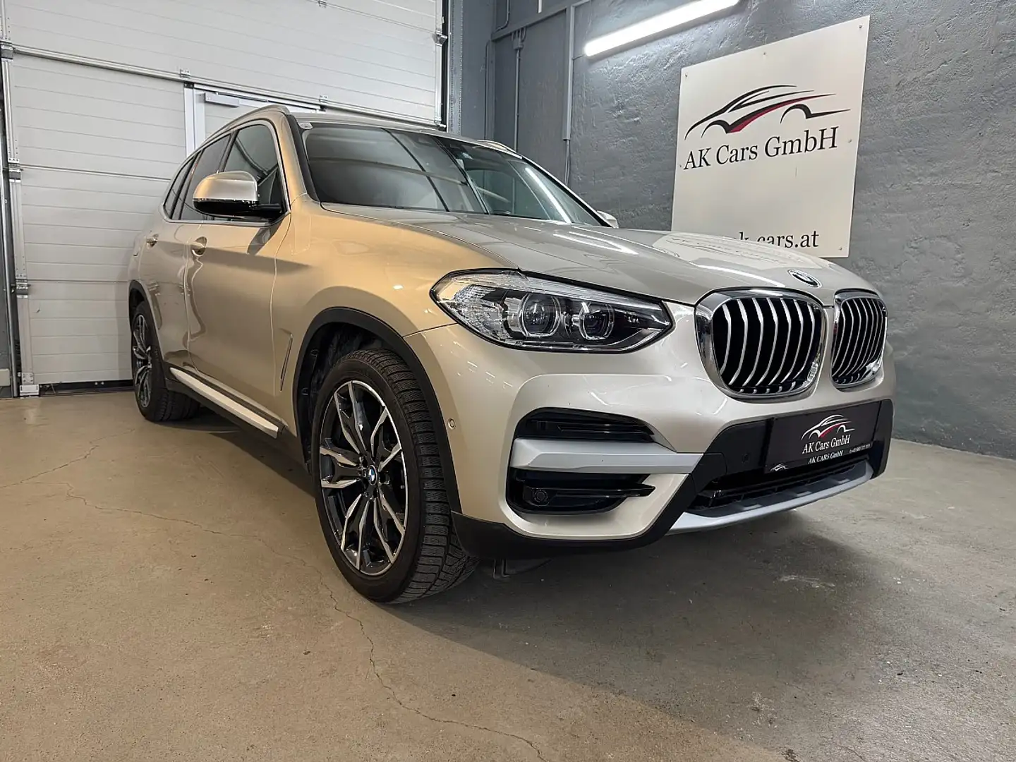 BMW X3 xDrive 20d X-Line Aut.*Virtual Cockpit*Kamera*M... Gelb - 1