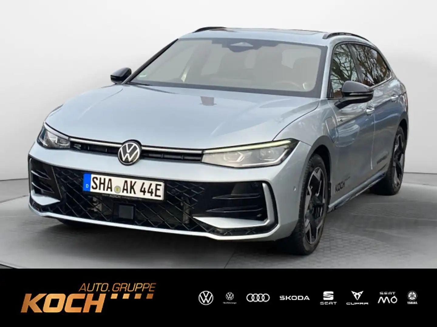 Volkswagen Passat Variant 1.5 TSI eHybrid R-Line Pano AHK Silber - 1