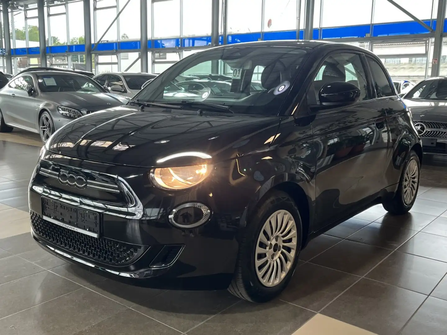 Fiat 500 Action Ambiente-Licht Navi Klima Spurassist. Schwarz - 1