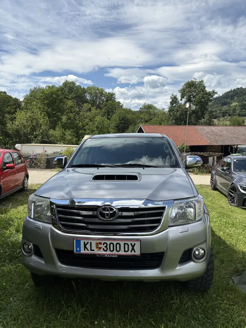 Toyota Hilux DK City 4x4 3,0 D-4D 170 Aut. - 1