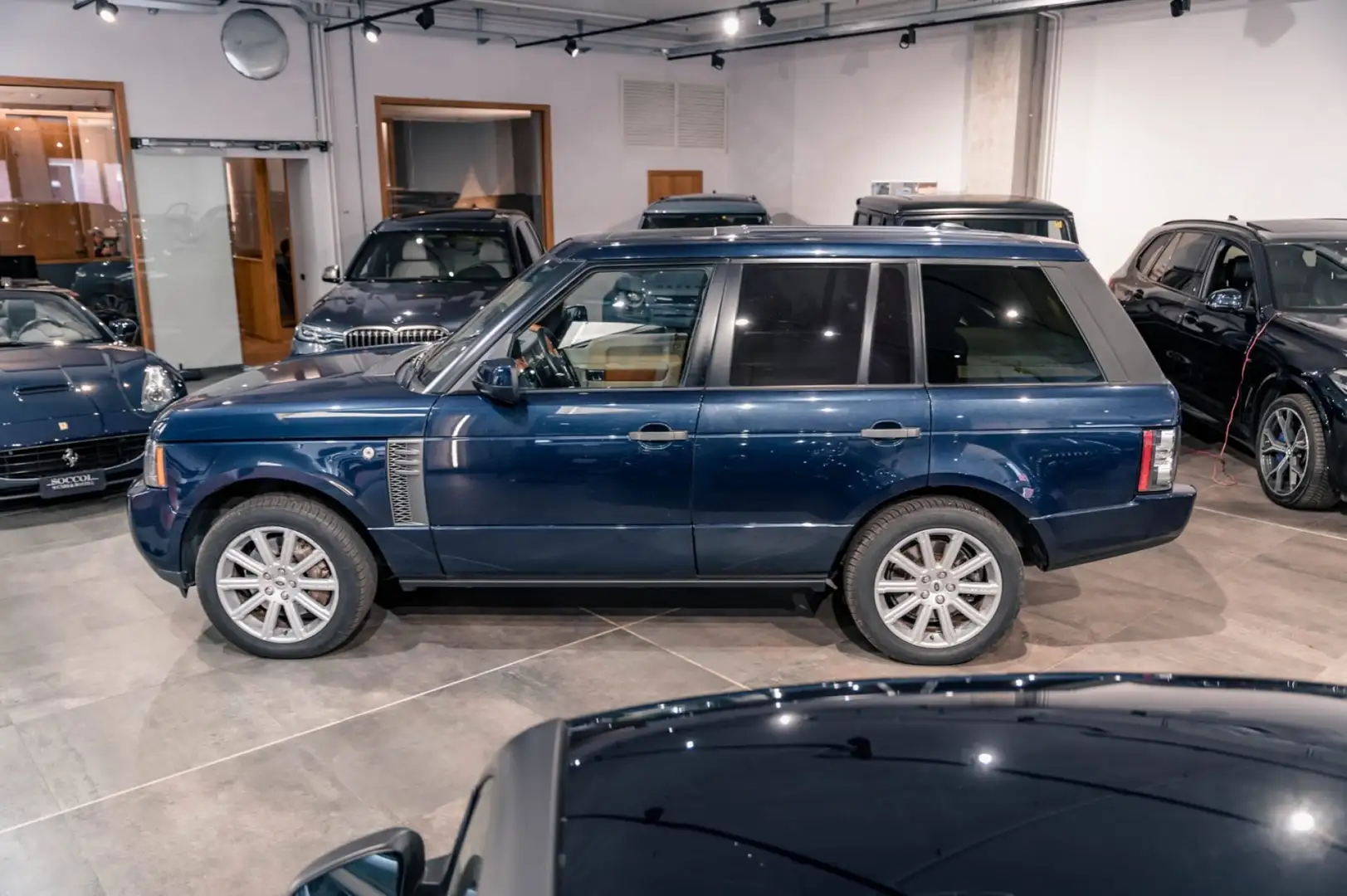 Land Rover Range Rover 4.4 TDV8 Vogue*TV+DVD*SERVICE BOOK Bleu - 2