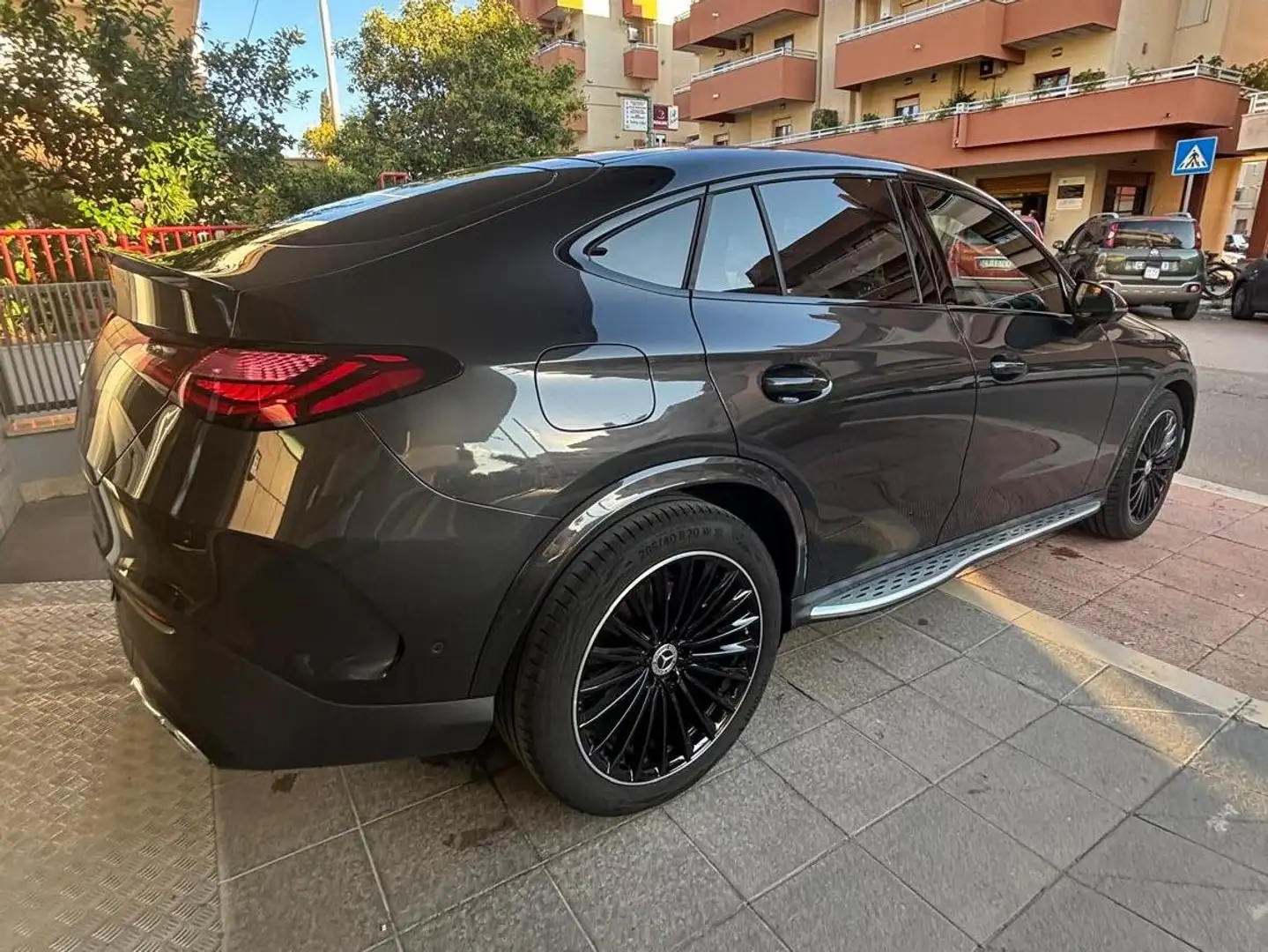 Mercedes-Benz GLC 300 GLC 300 d AMG Line Premium Plus 4matic auto Gris - 2