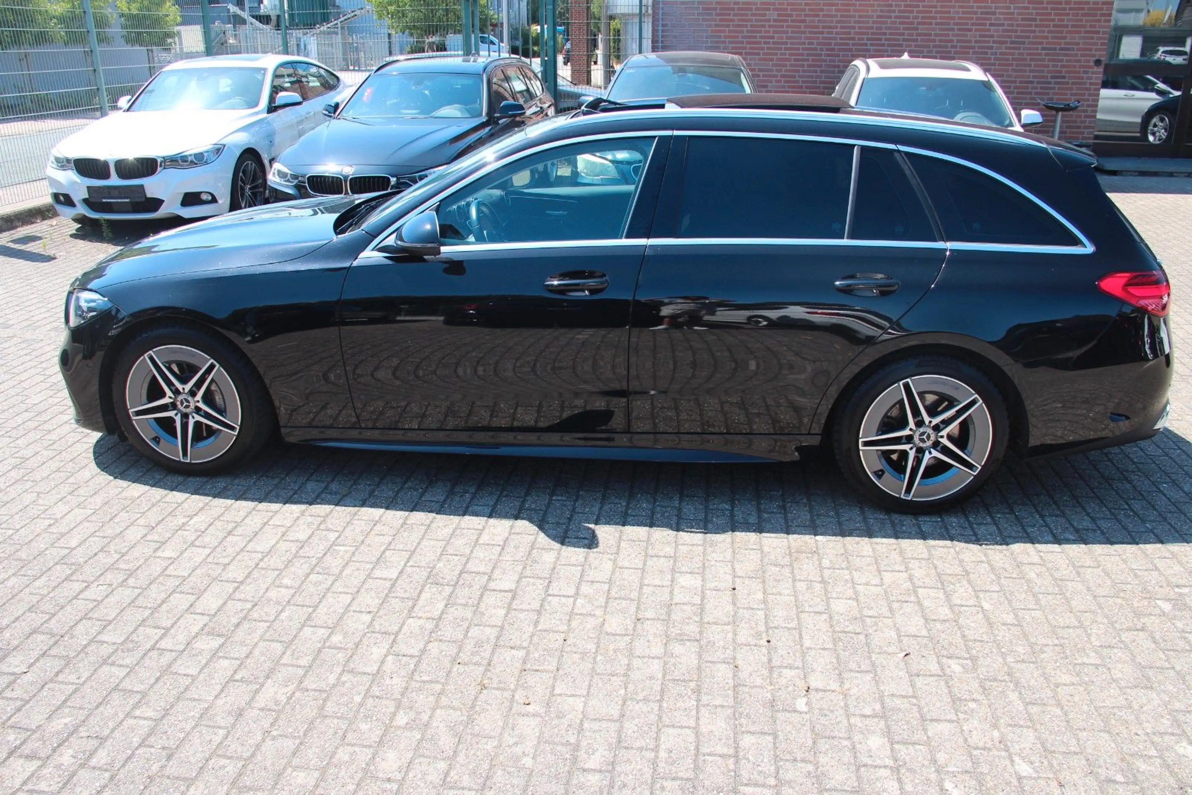 Mercedes-Benz C 220 d T AMG Line, Pano, LED — photo 3