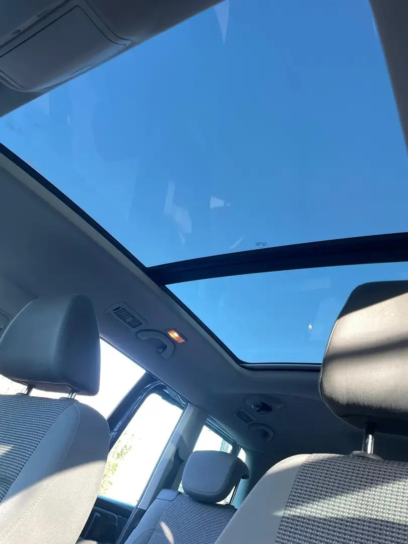 Volkswagen Sharan - 2