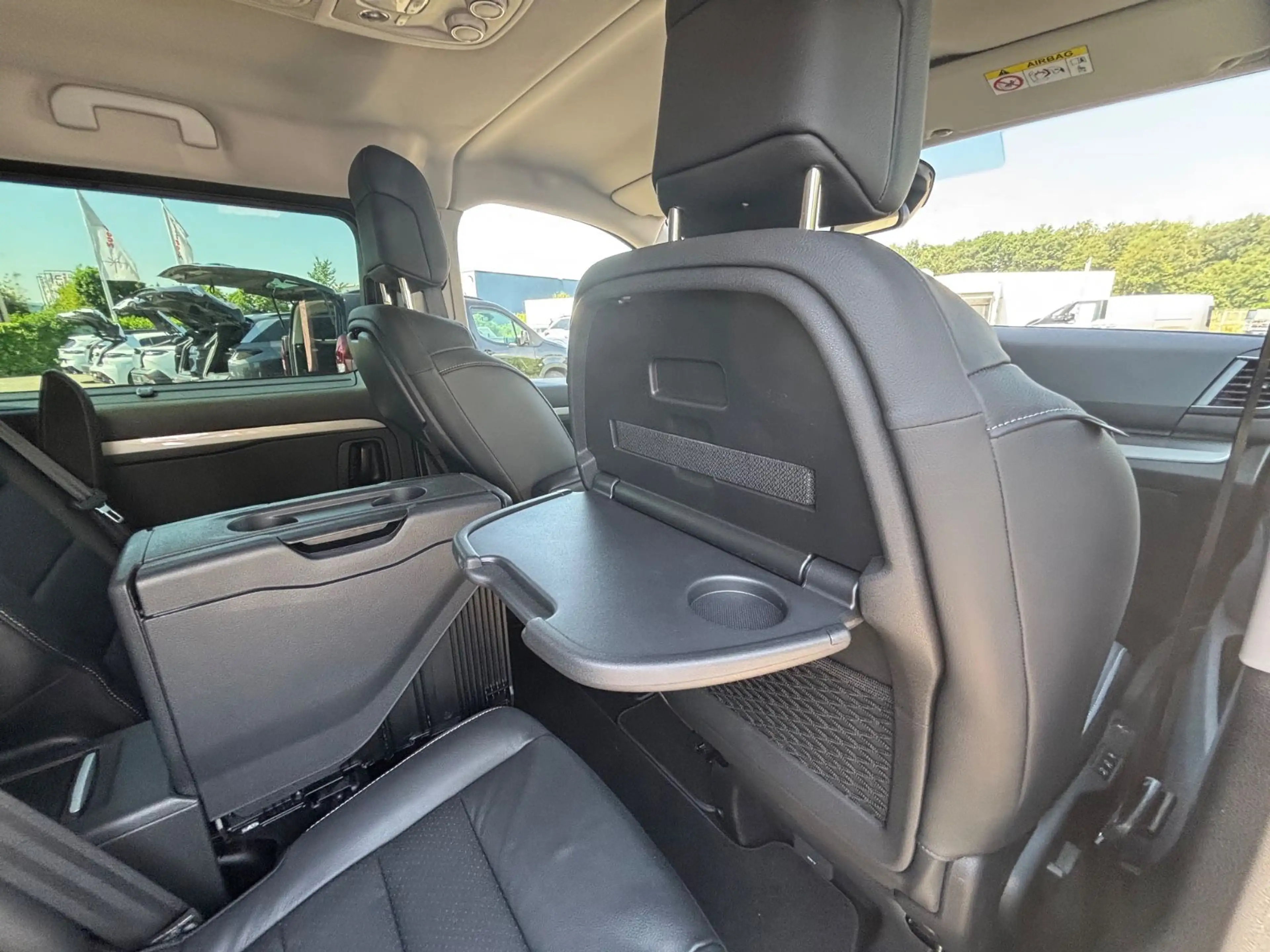 Peugeot Traveller L2 2.0 BlueHDi 180 EAT8 Allure — photo 10