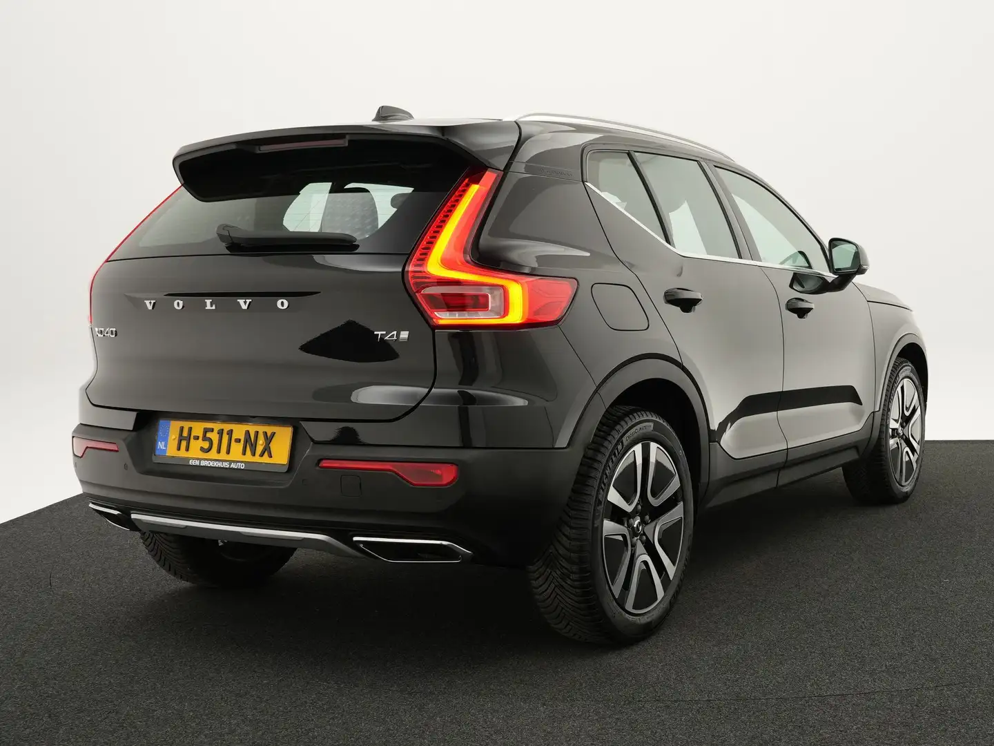 Volvo XC40 T4 Inscription | Adaptive Cruise | Panoramadak | C Zwart - 2