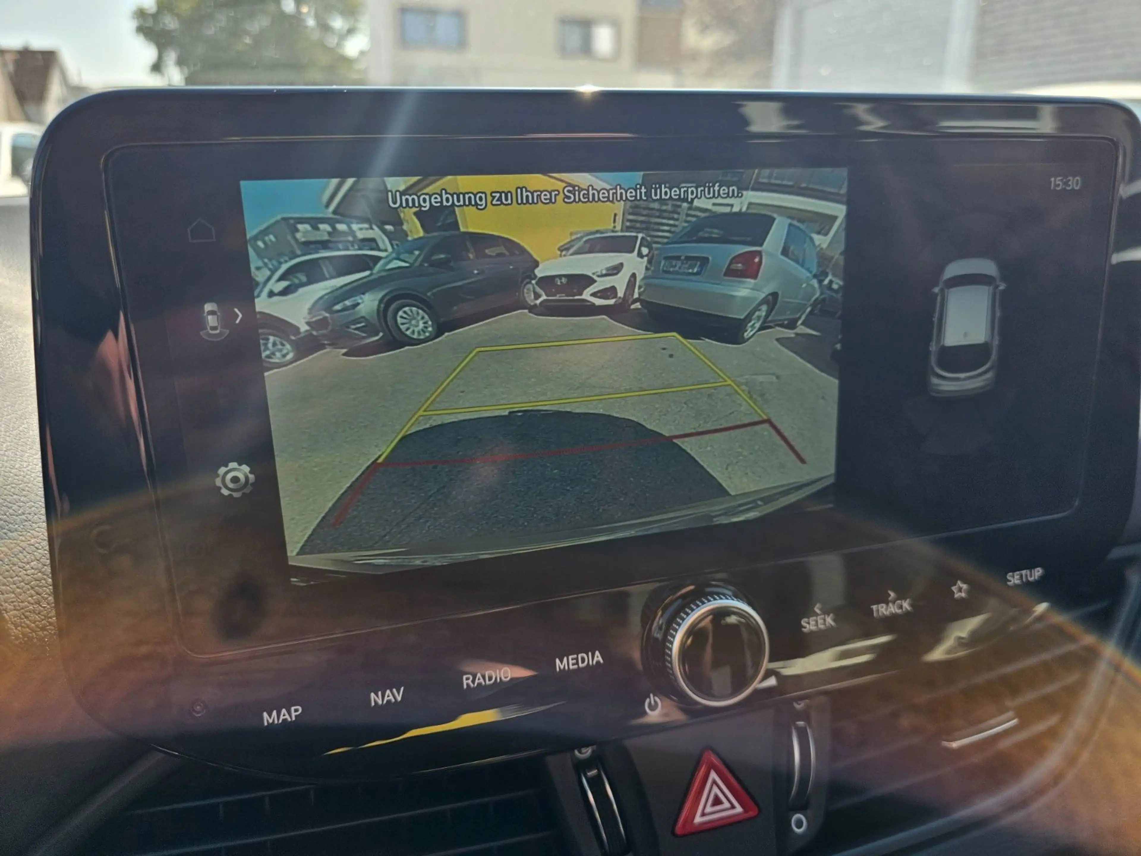 Hyundai i30 1.0 T-GDI Family — photo 12
