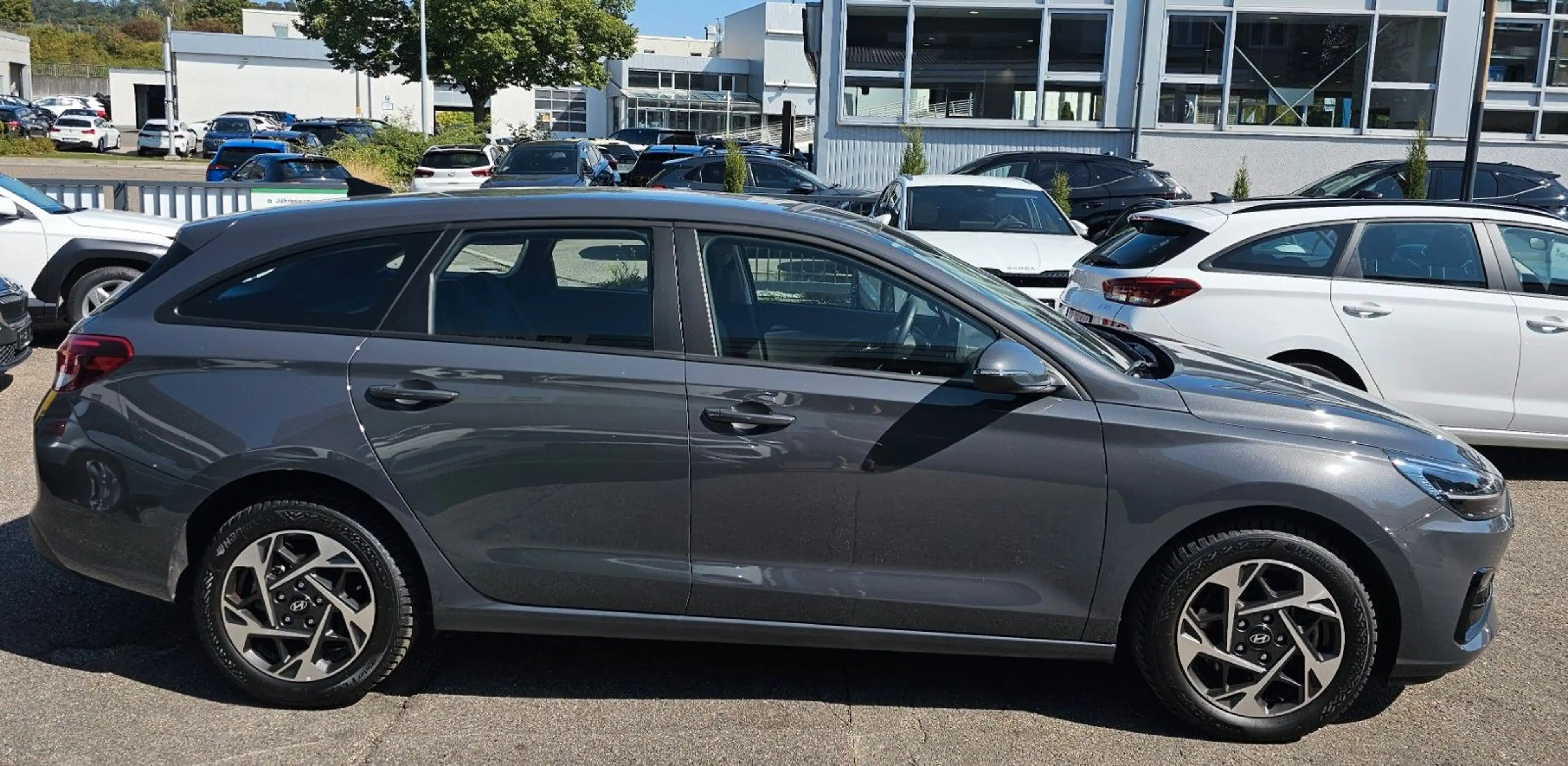 Hyundai i30 1.0 T-GDI Family — photo 6