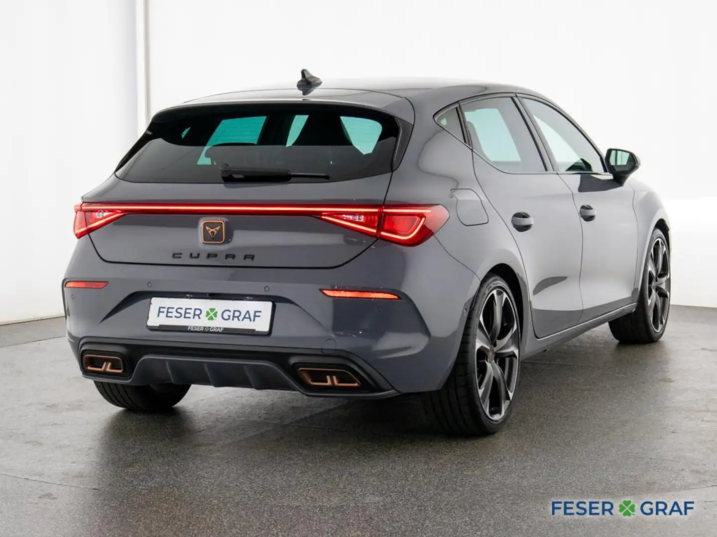CUPRA Leon VZ 1.4 e-Hybrid DSG LED / DAB / GRA / Navigation / Gris - 2