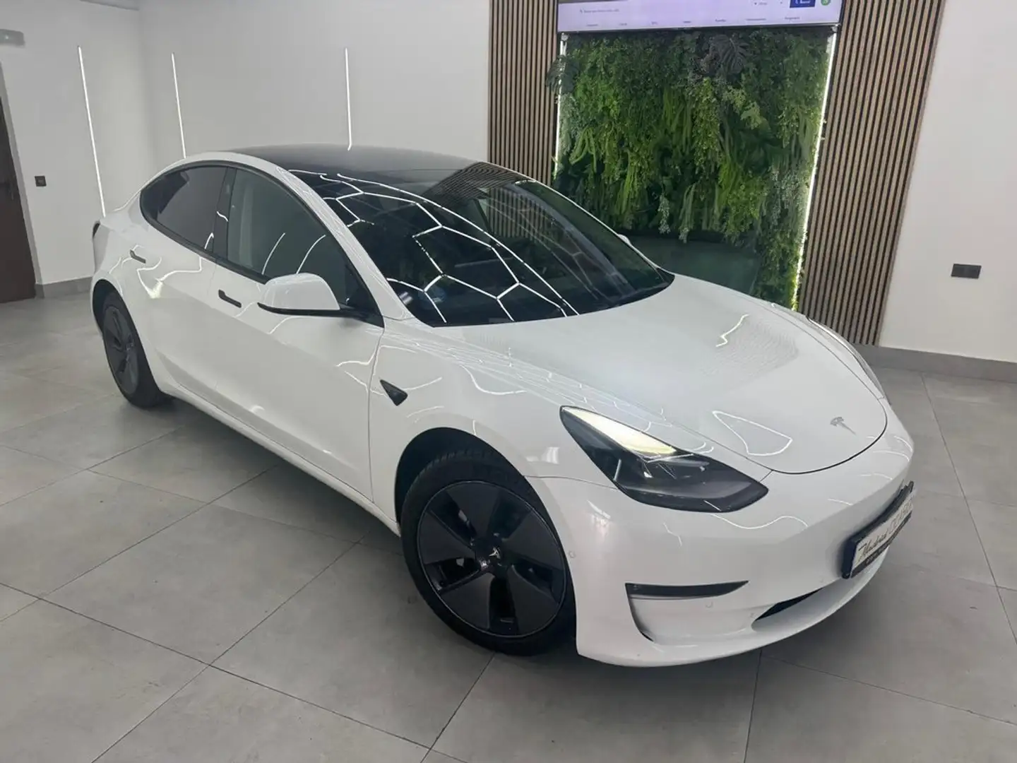 Tesla Model 3 Gran Autonomía AWD Weiß - 2