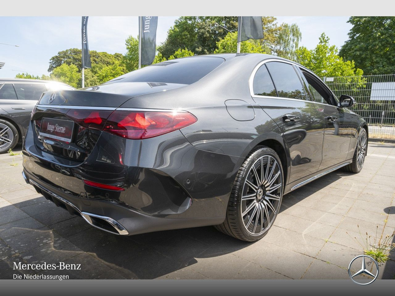 Mercedes-Benz E 450 4M AMG Fahrass 360° Airmat Stdhzg Pano HUD — photo 3