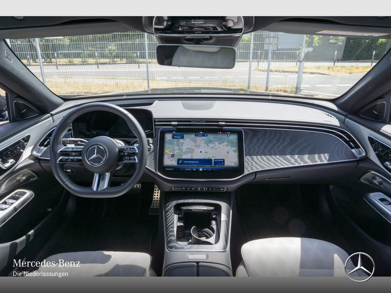 Mercedes-Benz E 450 4M AMG Fahrass 360° Airmat Stdhzg Pano HUD — photo 9