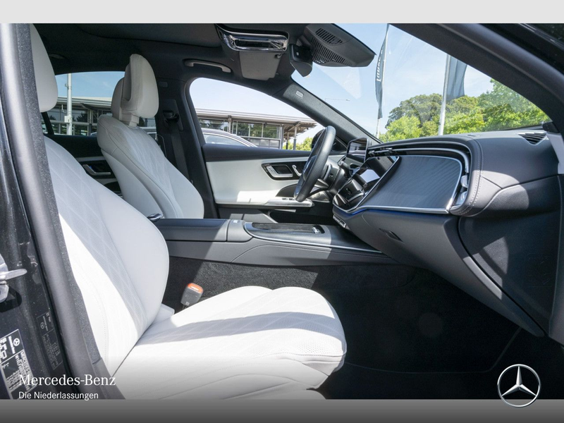 Mercedes-Benz E 450 4M AMG Fahrass 360° Airmat Stdhzg Pano HUD — photo 6