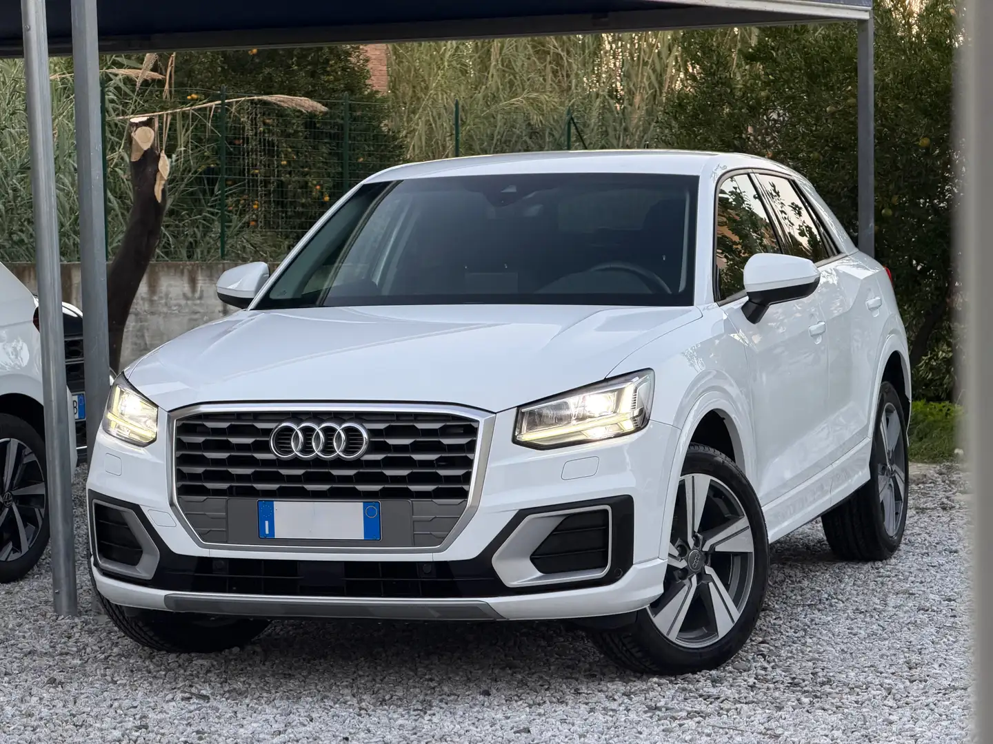Audi Q2 30 1.6 TDI Admired s-tronic Wit - 2