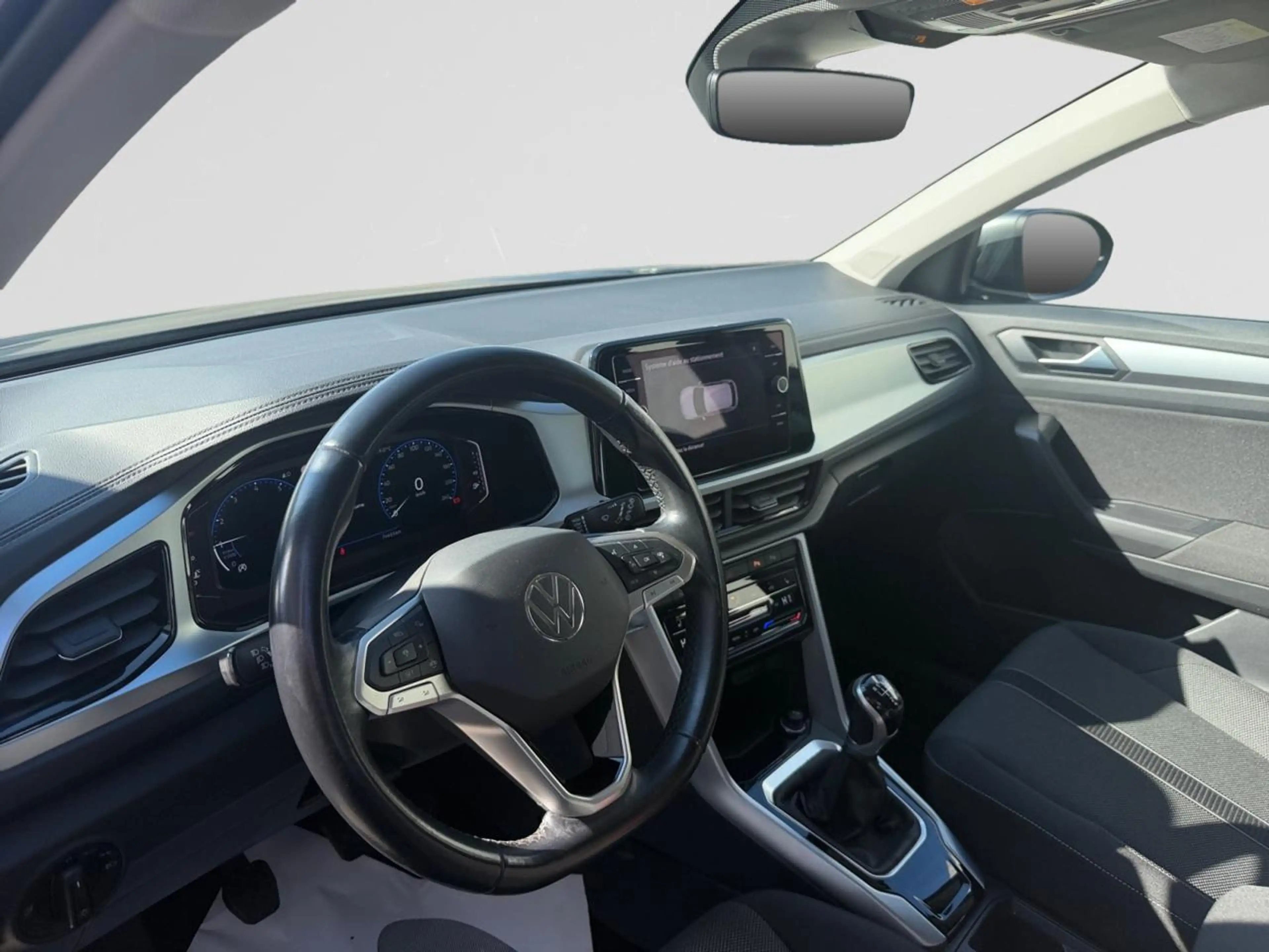 Volkswagen T-Roc 1.0 TSI Life — photo 7