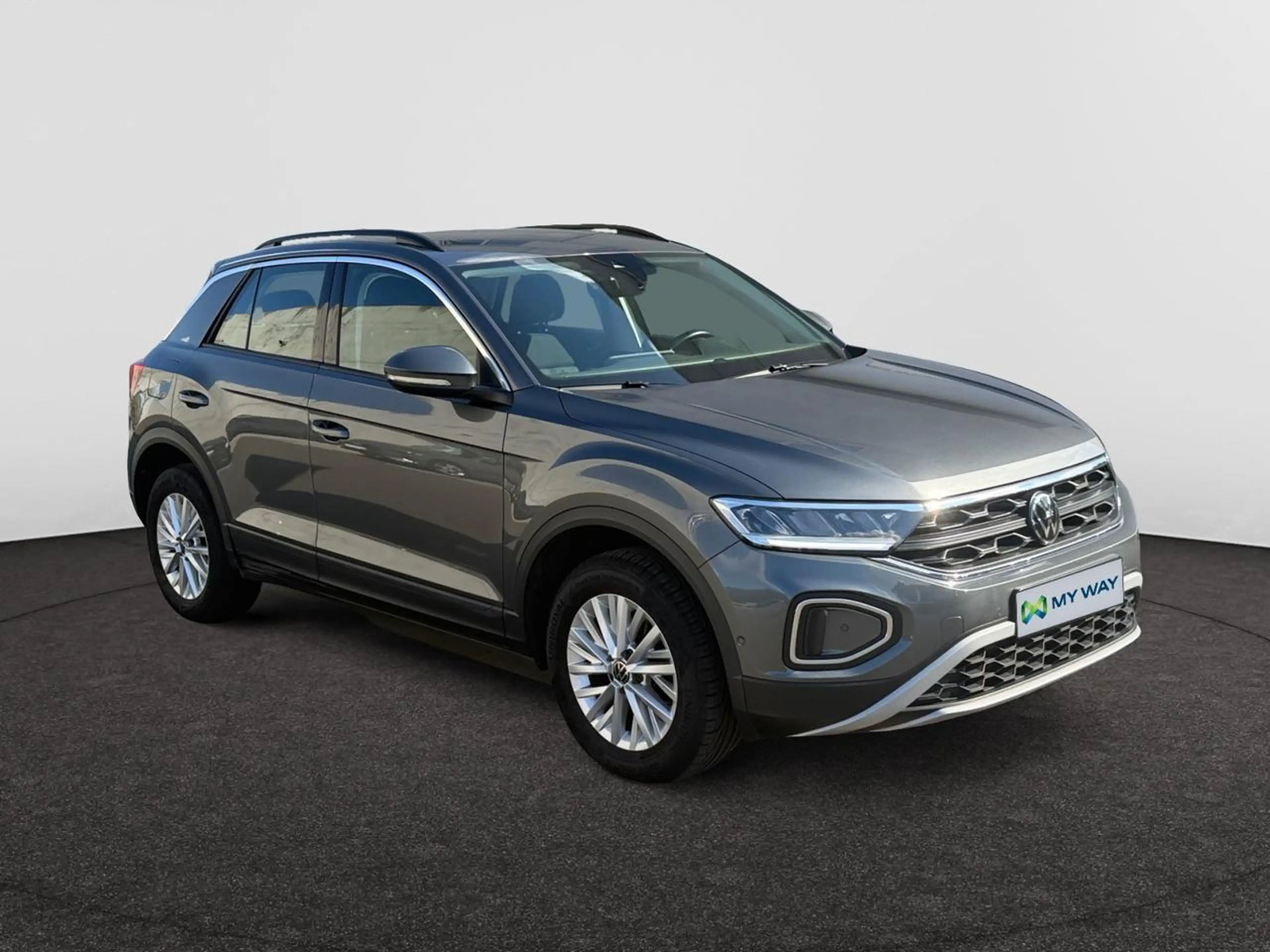 Volkswagen T-Roc 1.0 TSI Life — photo 14