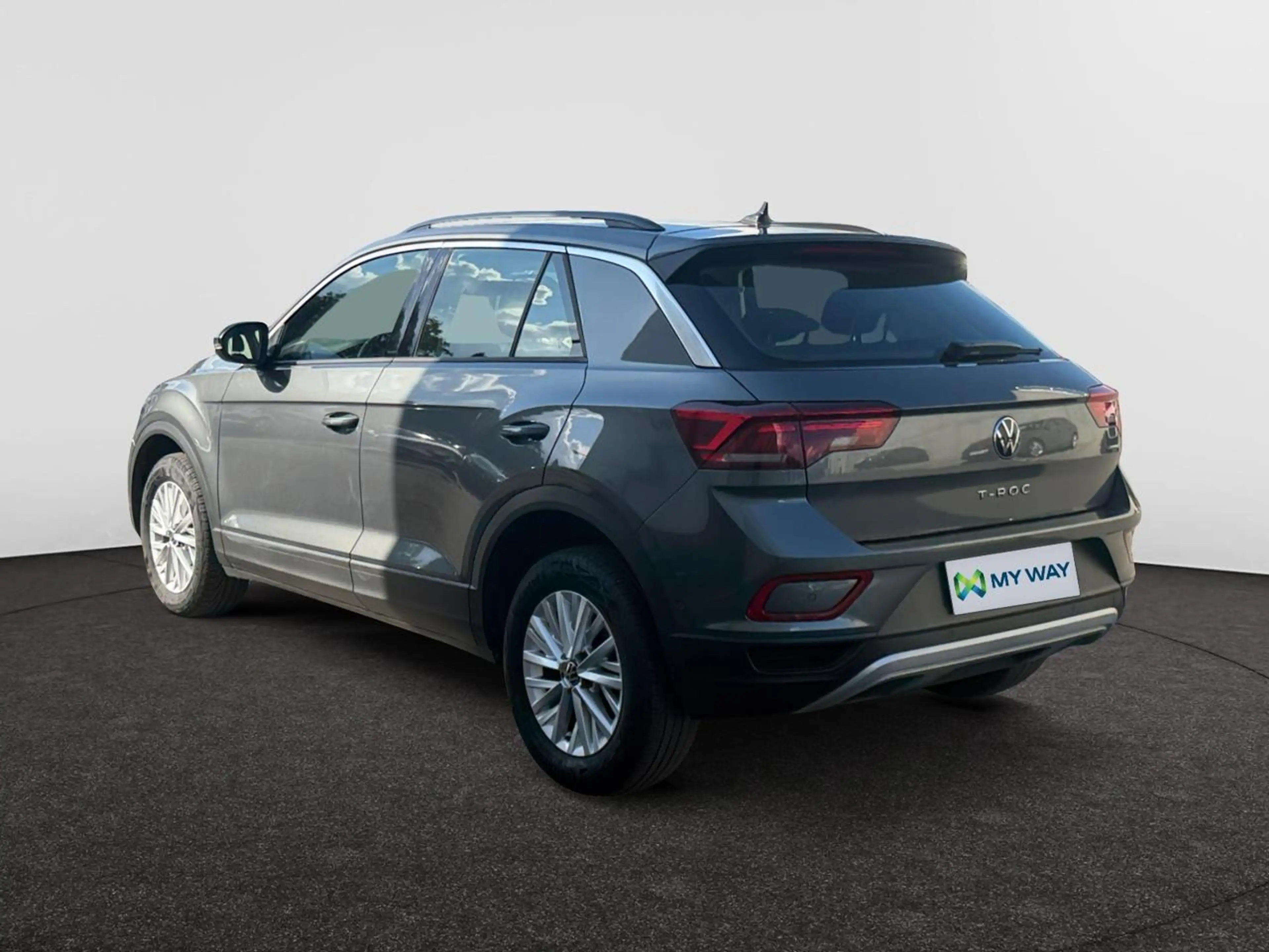 Volkswagen T-Roc 1.0 TSI Life — photo 3