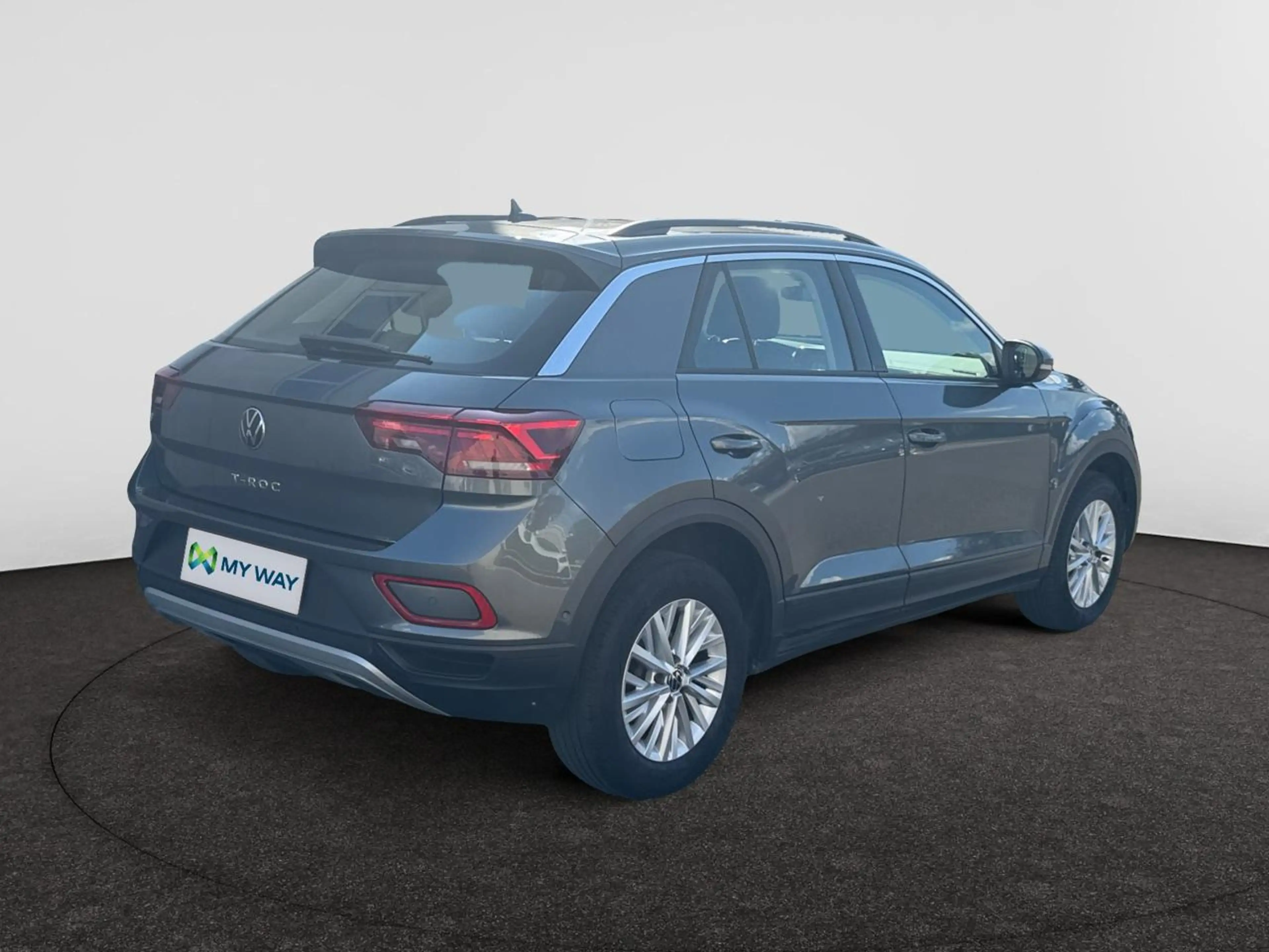 Volkswagen T-Roc 1.0 TSI Life — photo 12