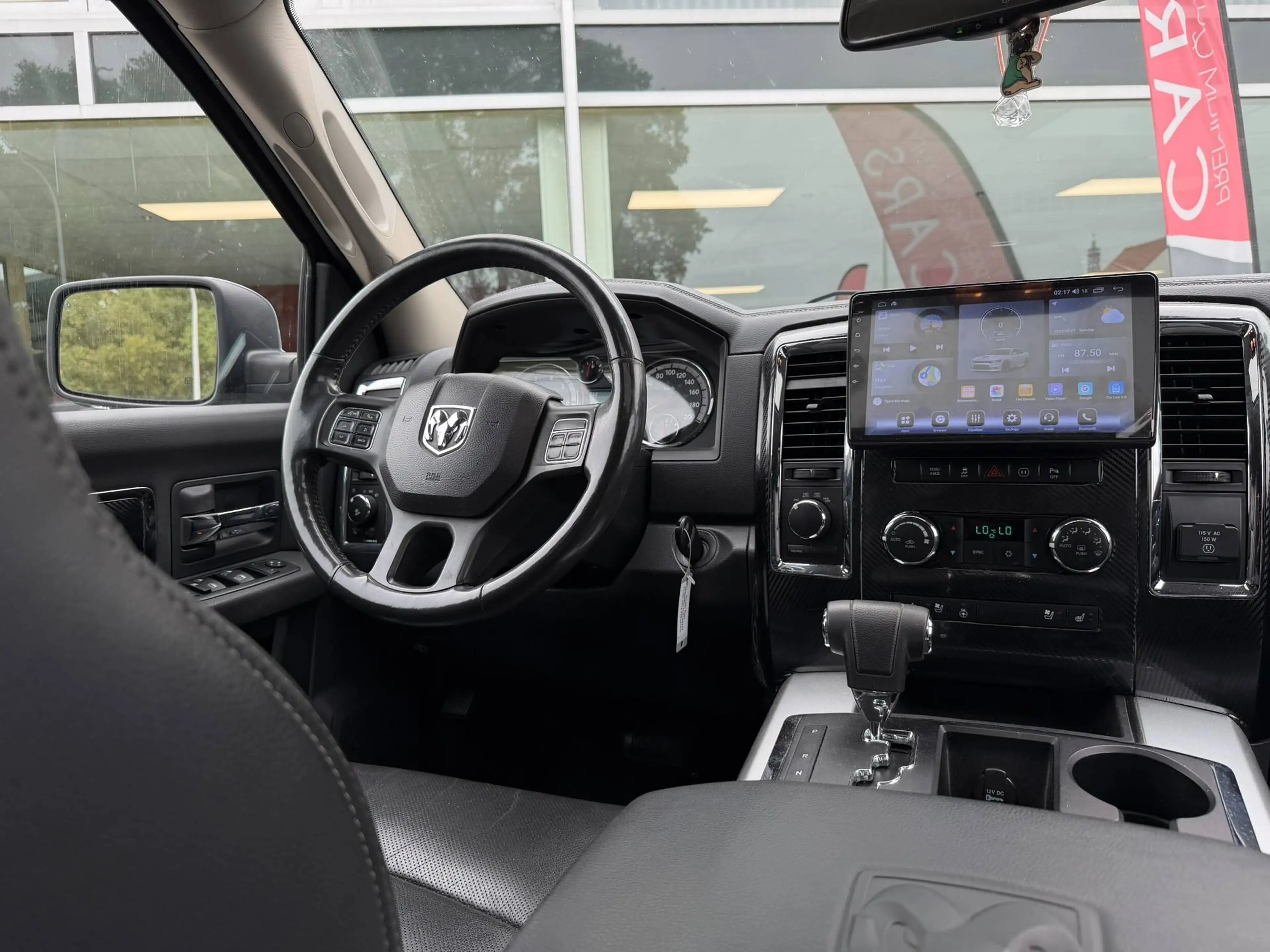 Dodge RAM 5.7 HEMI / LARAMIE / LPG / 4X4 / TREKHAAK / AIRCO / CARPLAY — photo 13