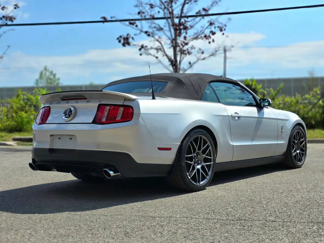 Ford Mustang снимка Ford Mustang