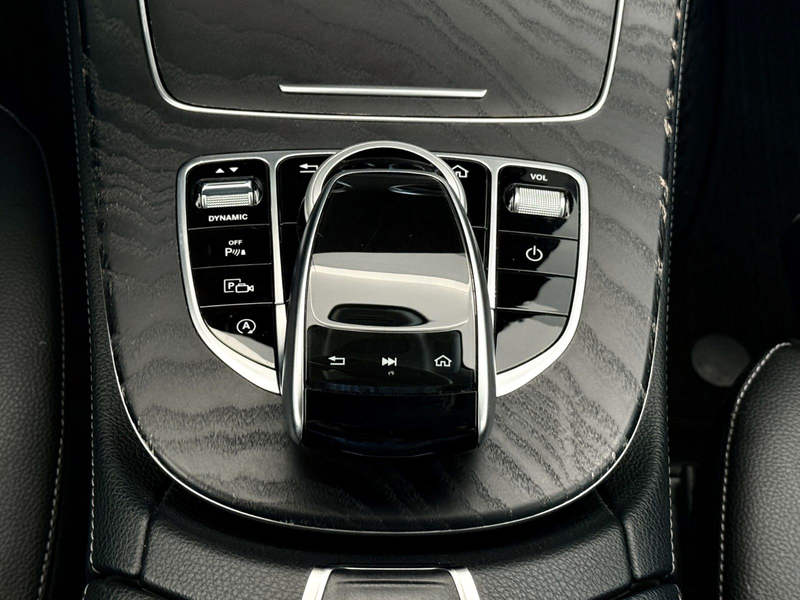 Mercedes-Benz E 350 d Avantgarde*LED Multibeam*ACC*Kamera*StHz — photo 15