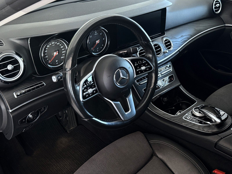 Mercedes-Benz E 350 d Avantgarde*LED Multibeam*ACC*Kamera*StHz — photo 9