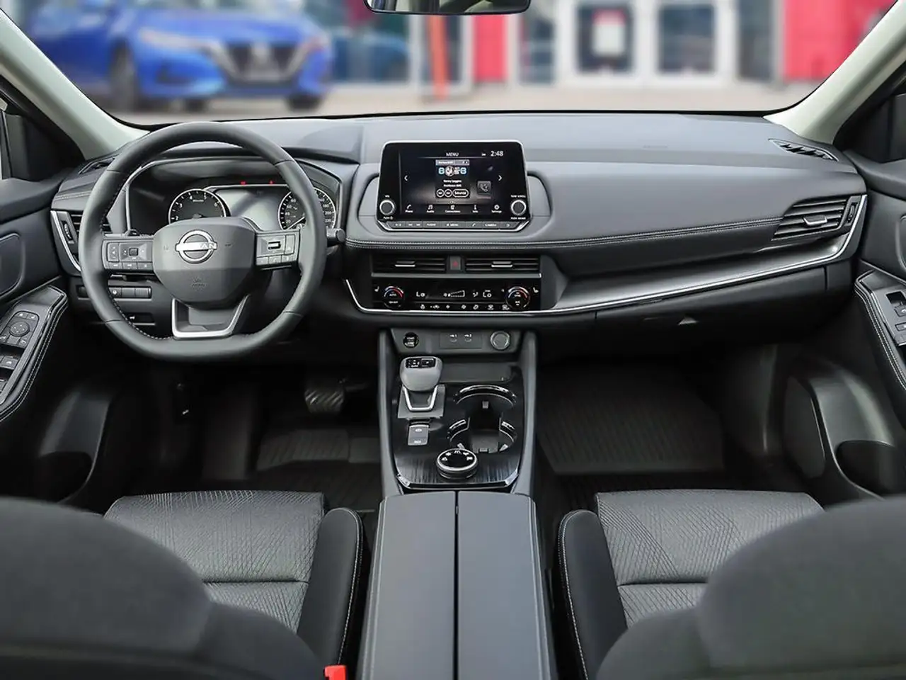 Nissan Rogue снимка Nissan Rogue