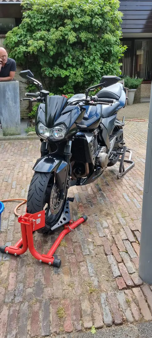 Kawasaki Z 750 Zwart - 1