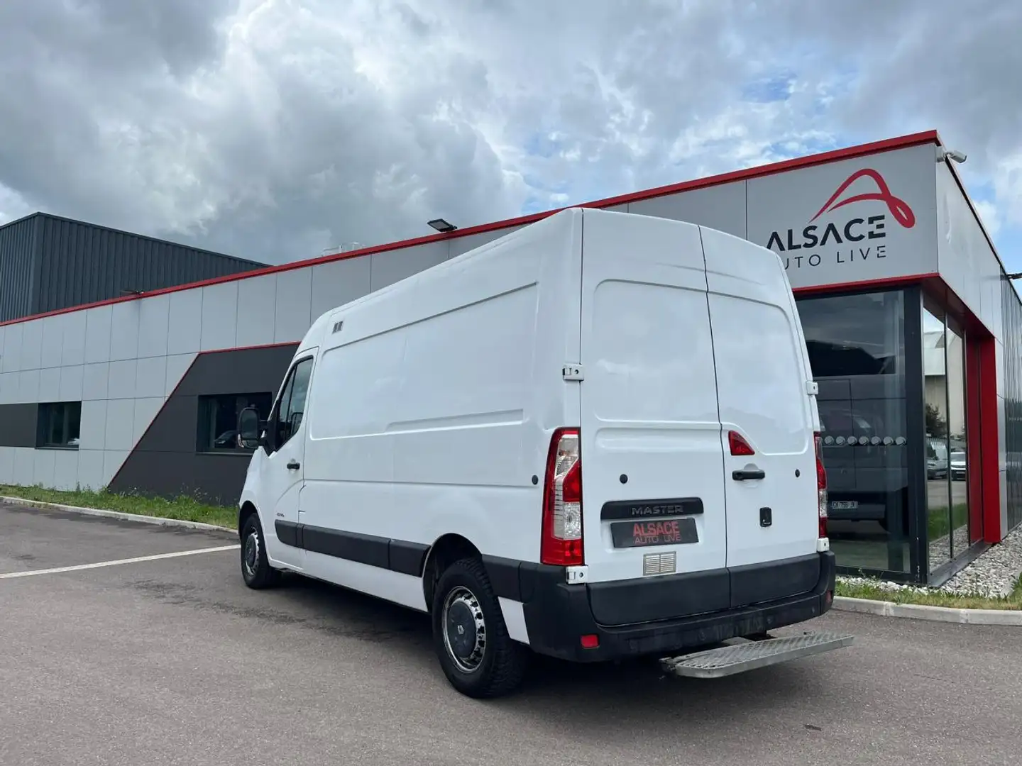 Renault Master Grand Confort 3T5 L2H2 2.3 dCi 170 BVA -13 250 HT  Blanco - 2